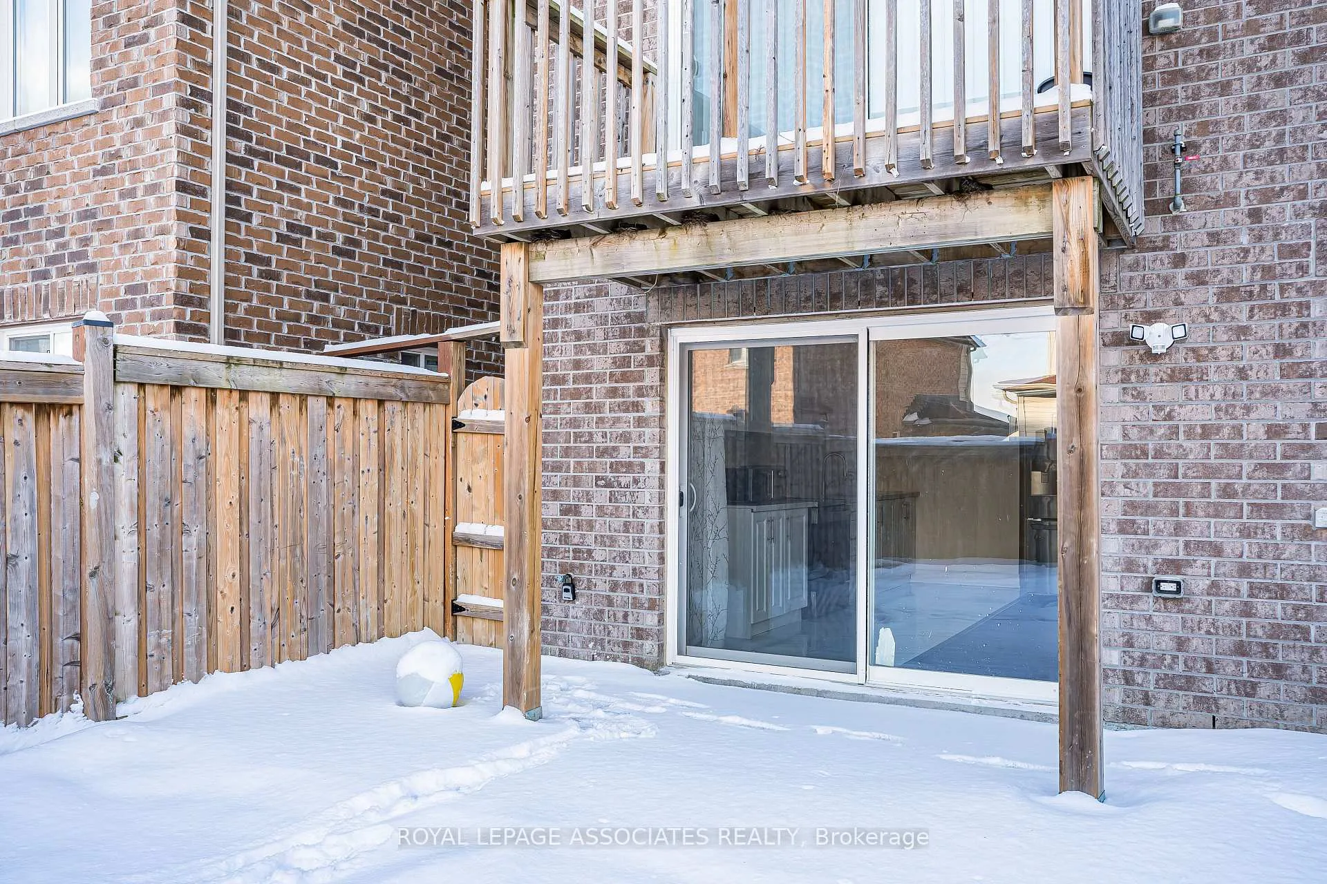 Photo 17 of 2515 Standardbred Drive, Oshawa, Windfields — HOMEH
