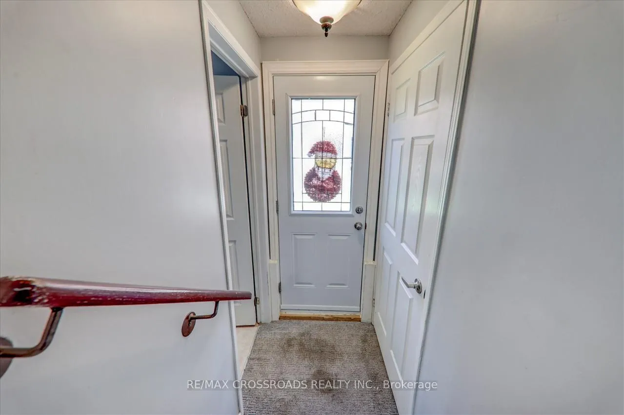 Photo 18 of 32 Dart Court, Clarington, Bowmanville — HOMEH