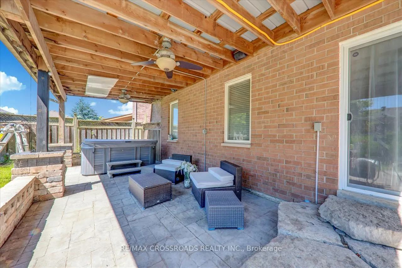 Photo 37 of 32 Dart Court, Clarington, Bowmanville — HOMEH