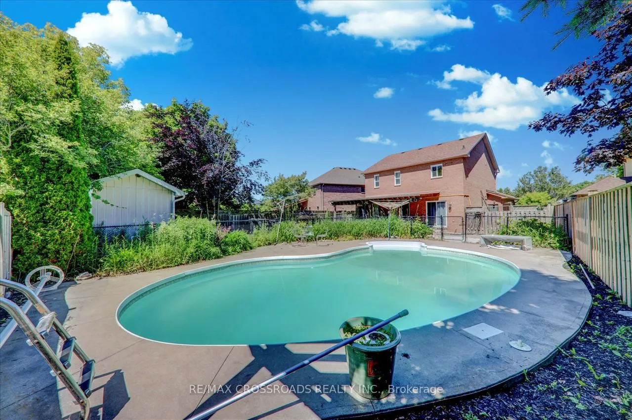Photo 41 of 32 Dart Court, Clarington, Bowmanville — HOMEH