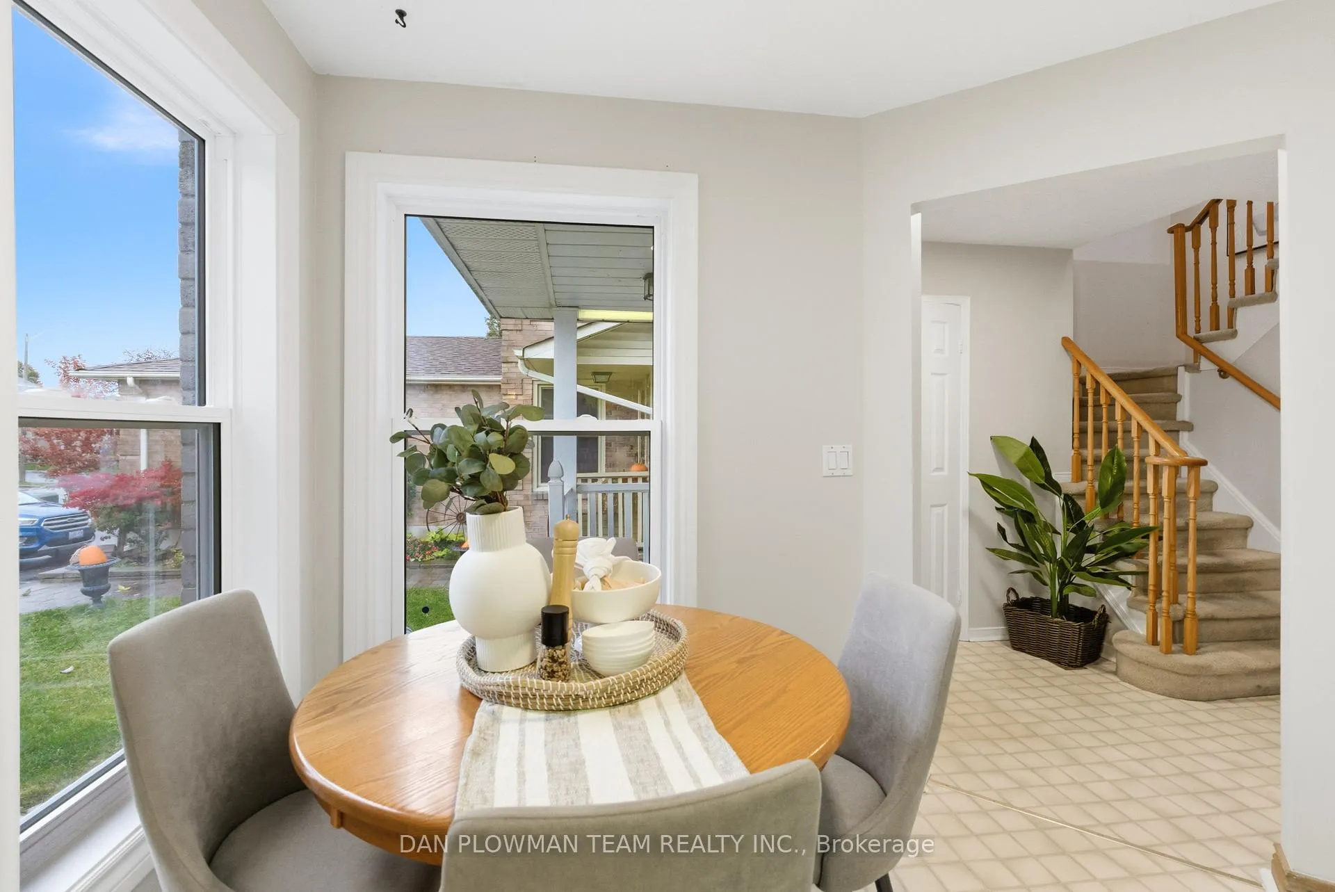 Photo 12 of 1561 Connery Crescent, Oshawa, Lakeview — HOMEH