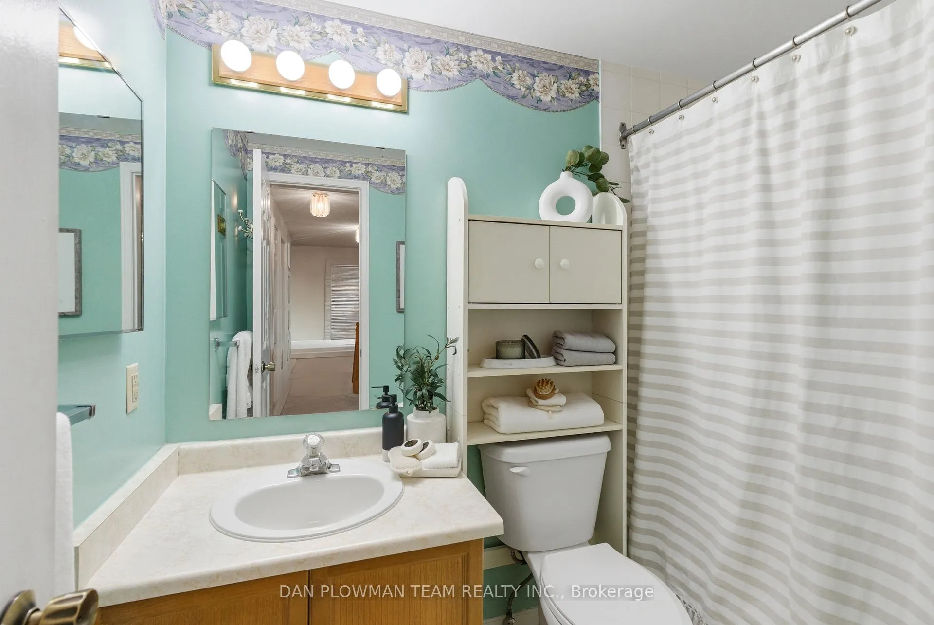Photo 26 of 1561 Connery Crescent, Oshawa, Lakeview — HOMEH
