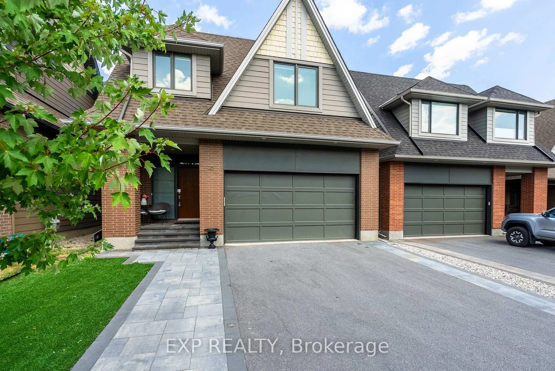 Photo 3 of 25 Stanhope Court, Ottawa, Barrhaven - Stonebridge — HOMEH