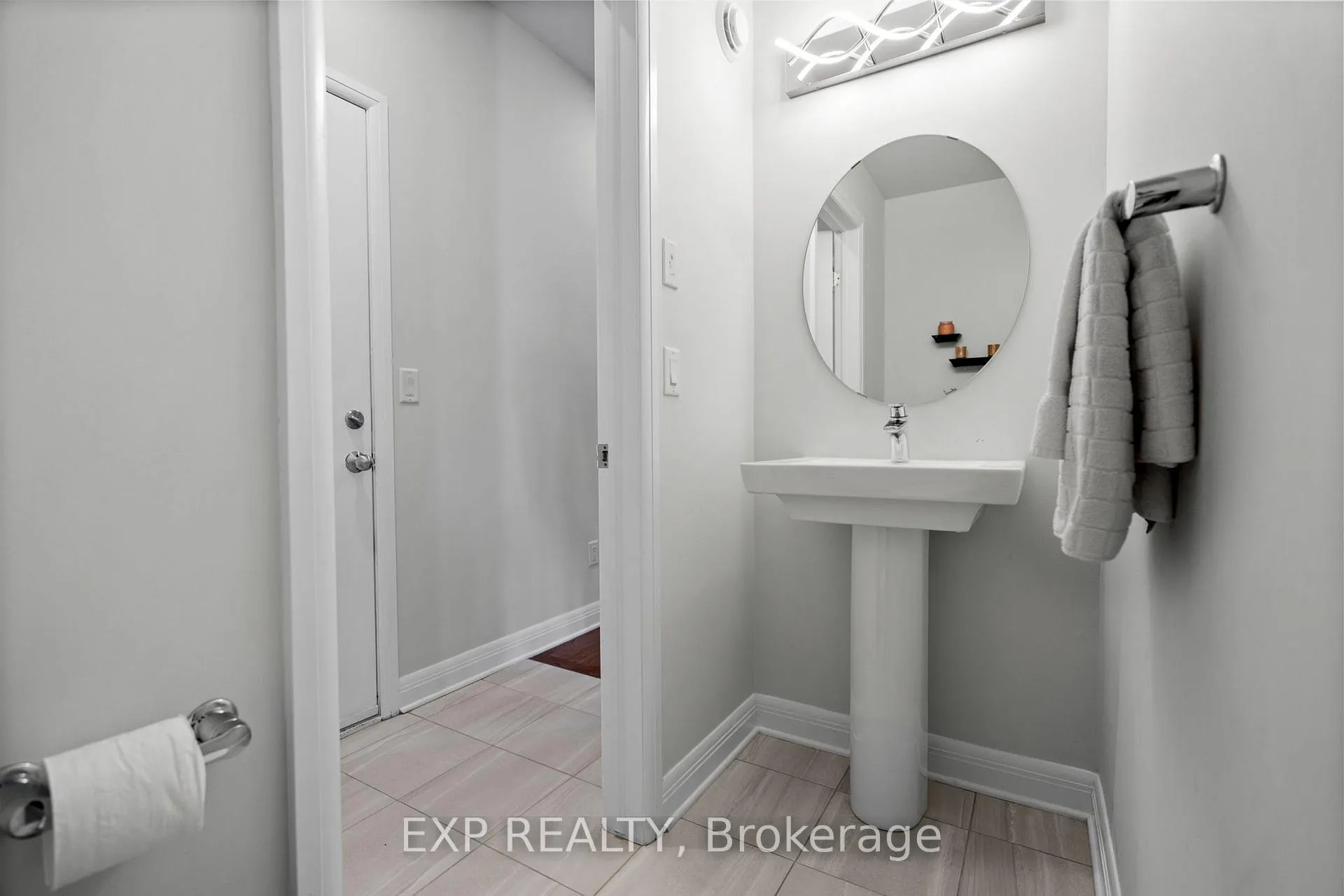 Photo 11 of 25 Stanhope Court, Ottawa, Barrhaven - Stonebridge — HOMEH