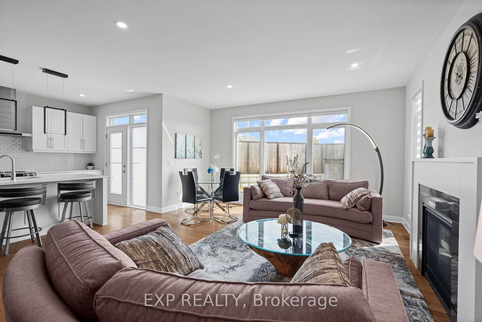 Photo 17 of 25 Stanhope Court, Ottawa, Barrhaven - Stonebridge — HOMEH