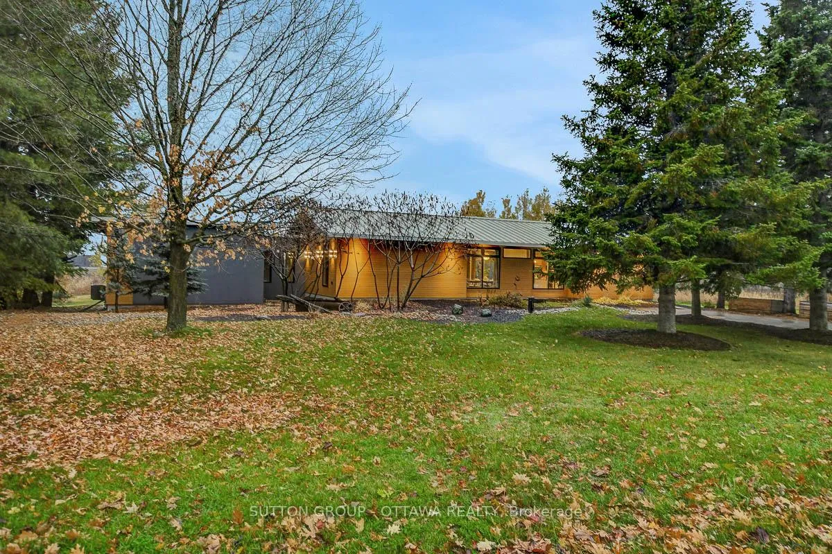 Photo 3 of 7844 Bleeks Road, Ottawa, Munster — HOMEH
