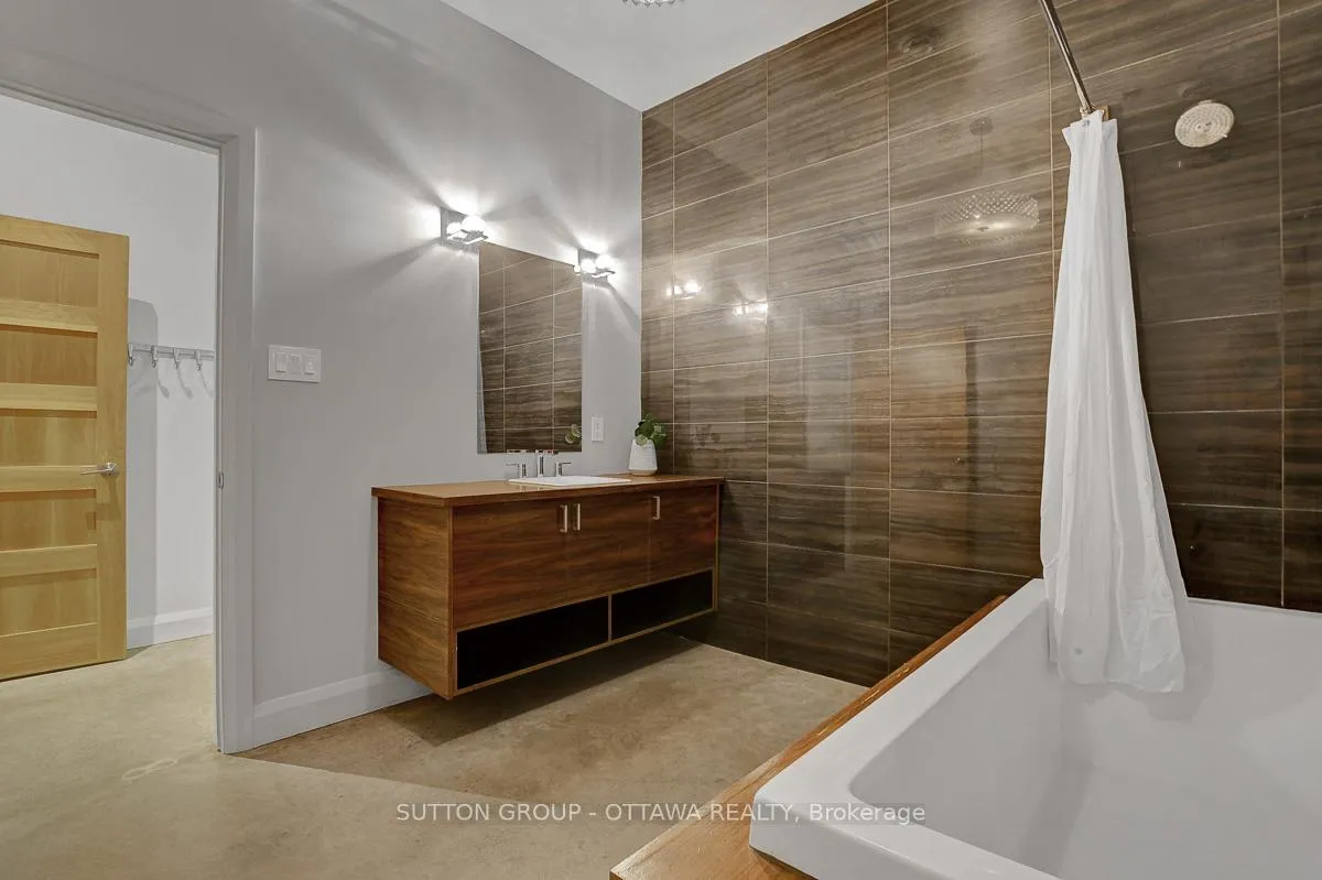 Photo 19 of 7844 Bleeks Road, Ottawa, Munster — HOMEH
