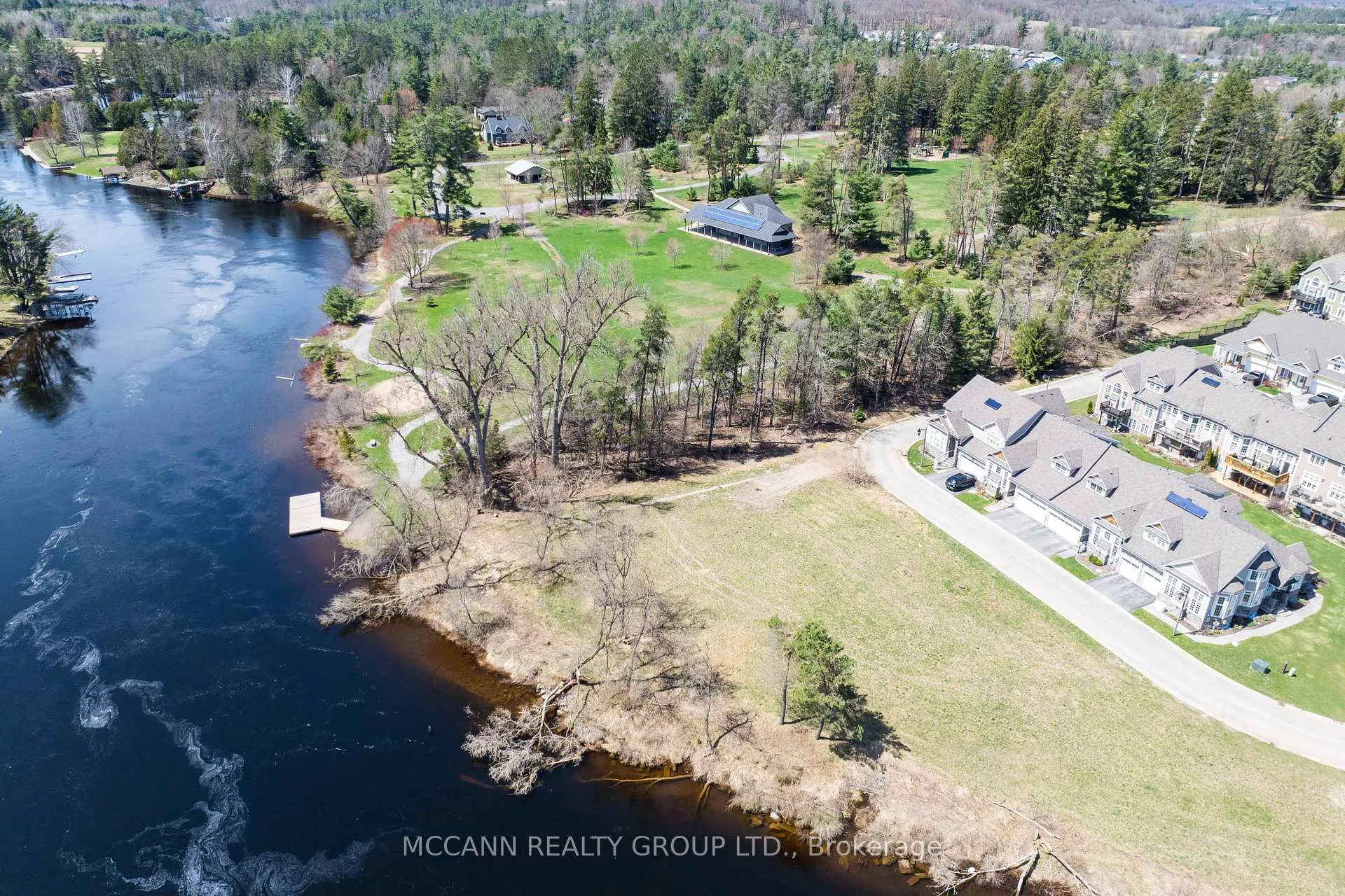 Photo 2 of 19&21&23 Kent Crescent, Bracebridge, Monck (Bracebridge) — HOMEH