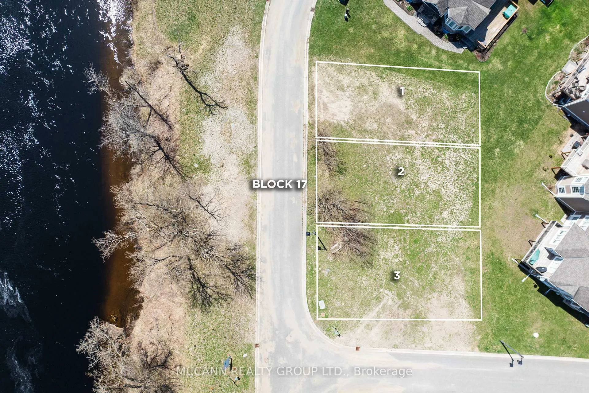Photo 4 of 30&32&34 Kent Crescent, Bracebridge, Monck (Bracebridge) — HOMEH