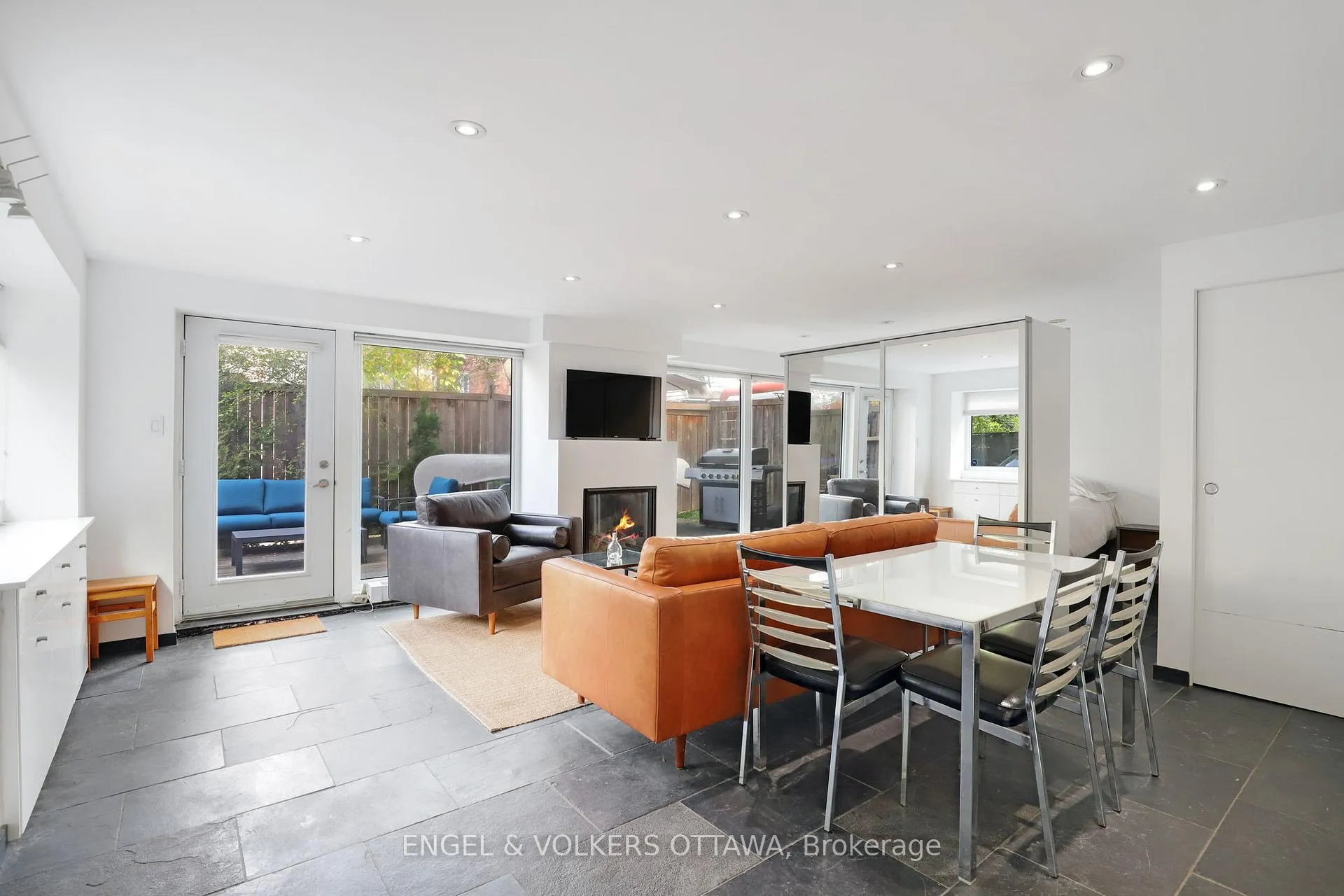 Photo 2 of Unit 4, 75 Heney Street, Ottawa, Lower Town — HOMEH