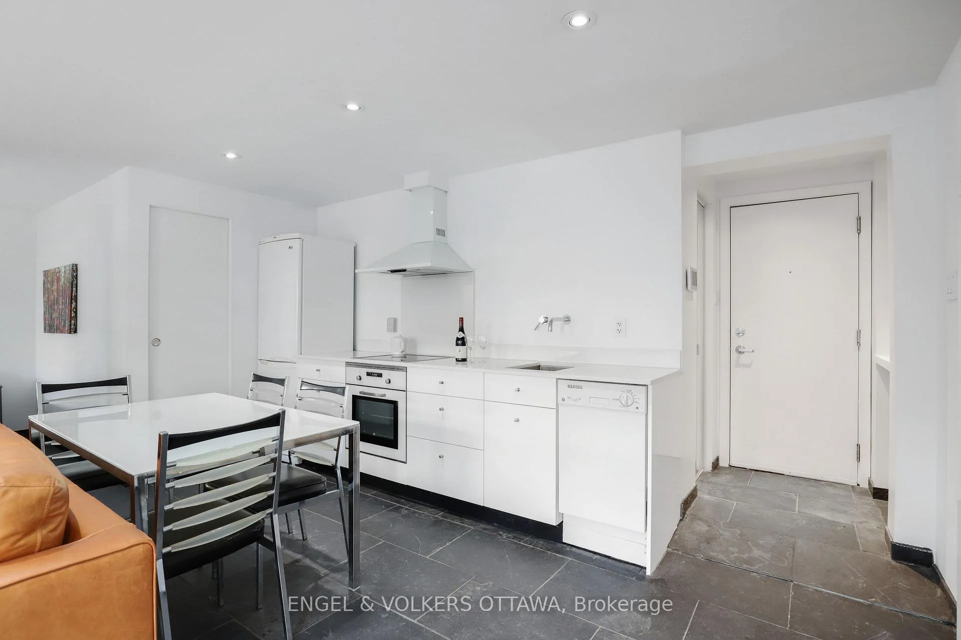 Photo 6 of Unit 4, 75 Heney Street, Ottawa, Lower Town — HOMEH