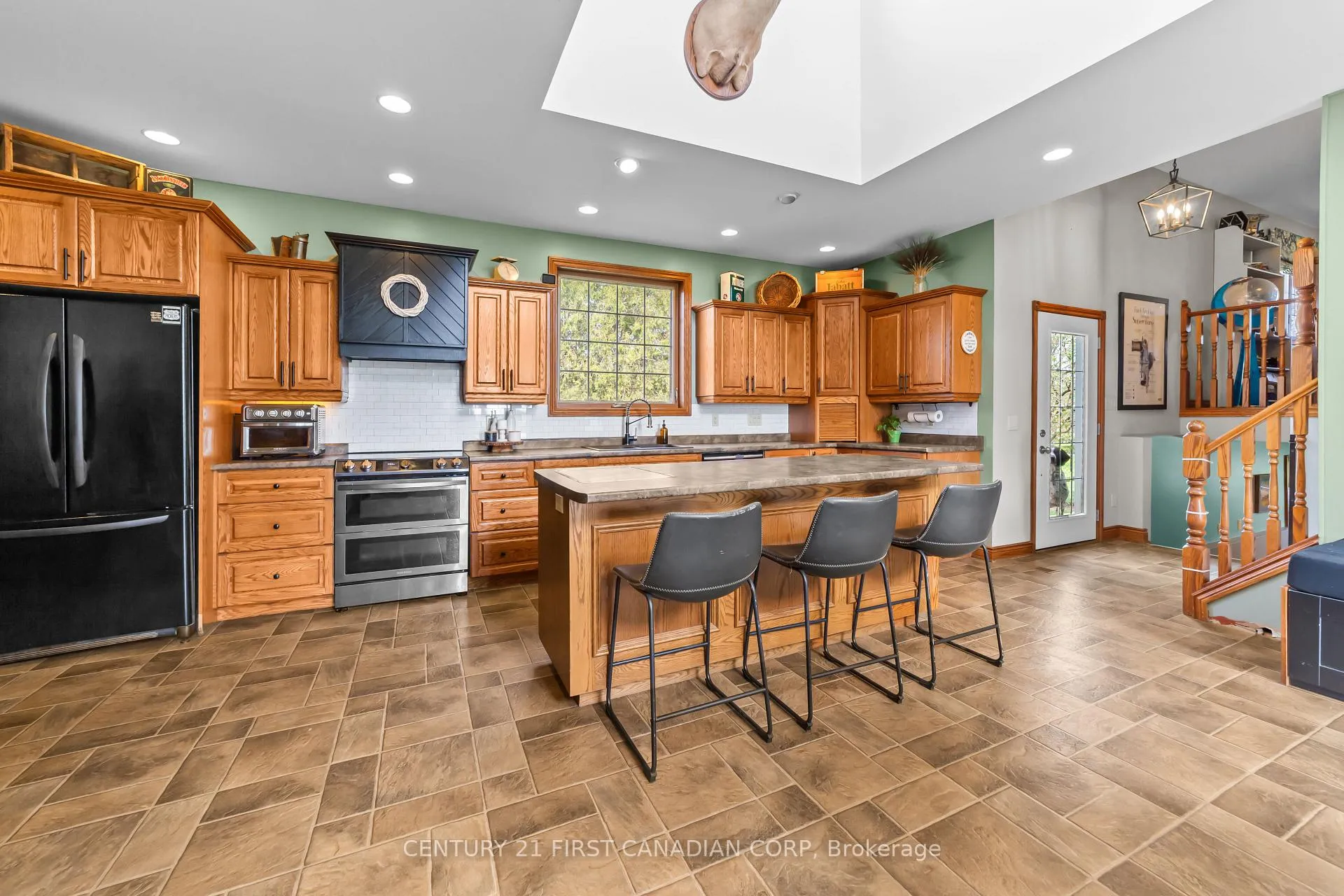 Photo 4 of 5291 Mount Carmel Drive, North Middlesex, Rural North Middlesex — HOMEH