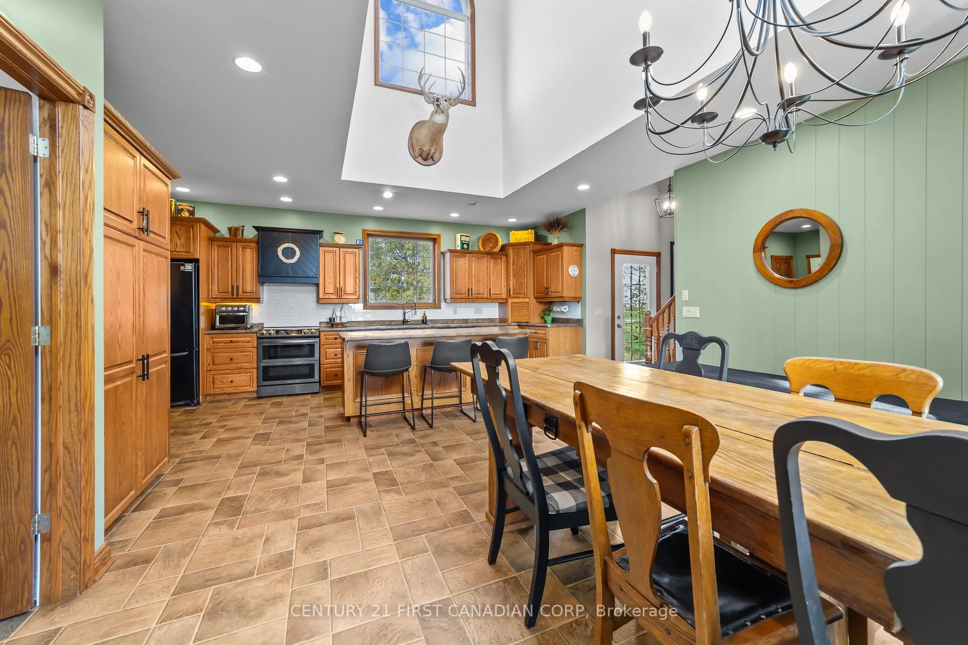Photo 8 of 5291 Mount Carmel Drive, North Middlesex, Rural North Middlesex — HOMEH