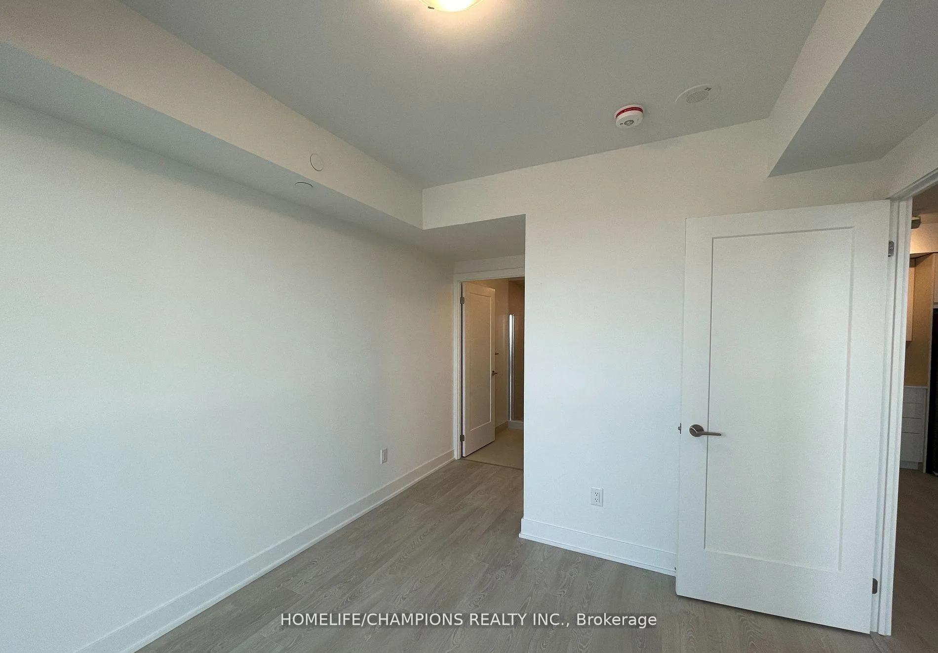 Photo 10 of Unit 1008, 2545 Simcoe Street N, Oshawa, Windfields — HOMEH