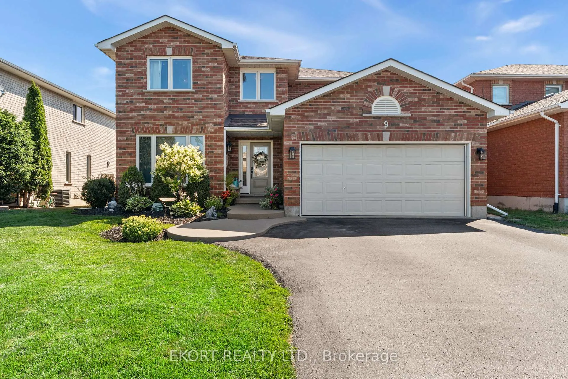Photo 1 of 9 Huron Lane, Belleville, Belleville Ward — HOMEH