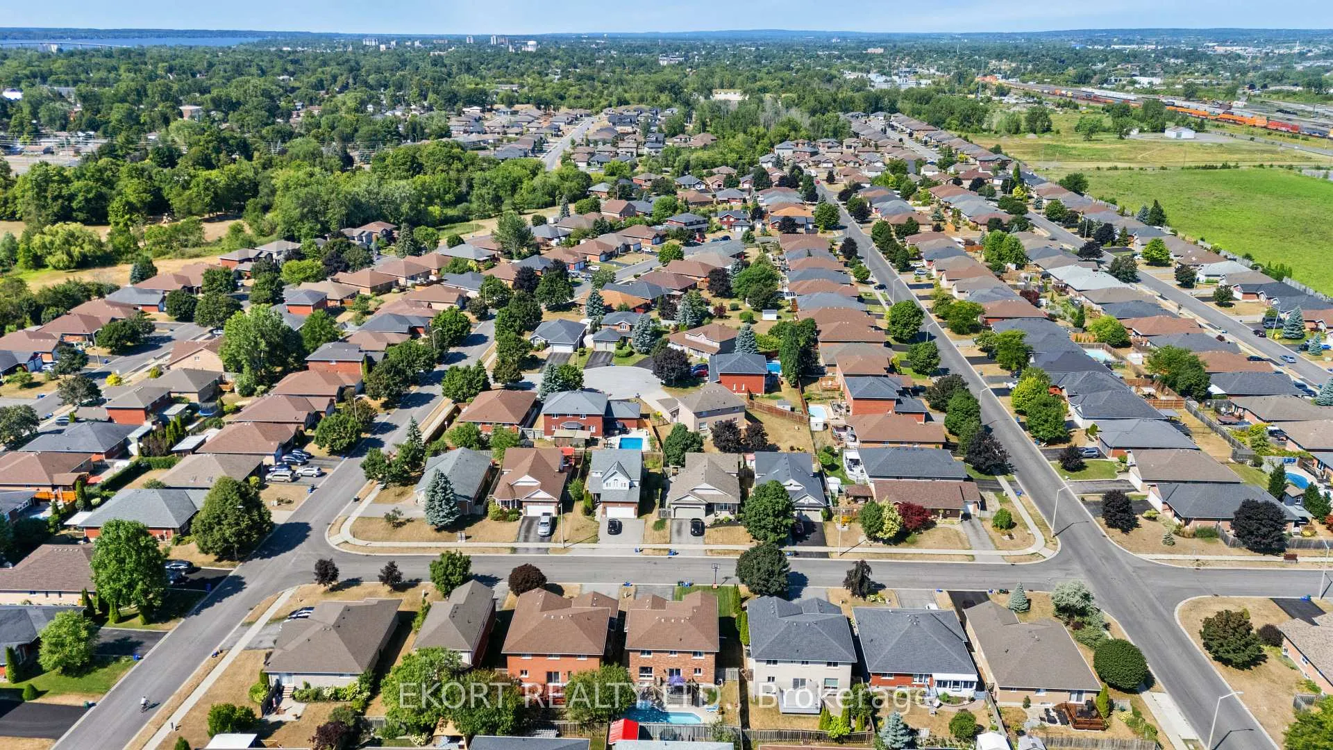 Photo 38 of 9 Huron Lane, Belleville, Belleville Ward — HOMEH