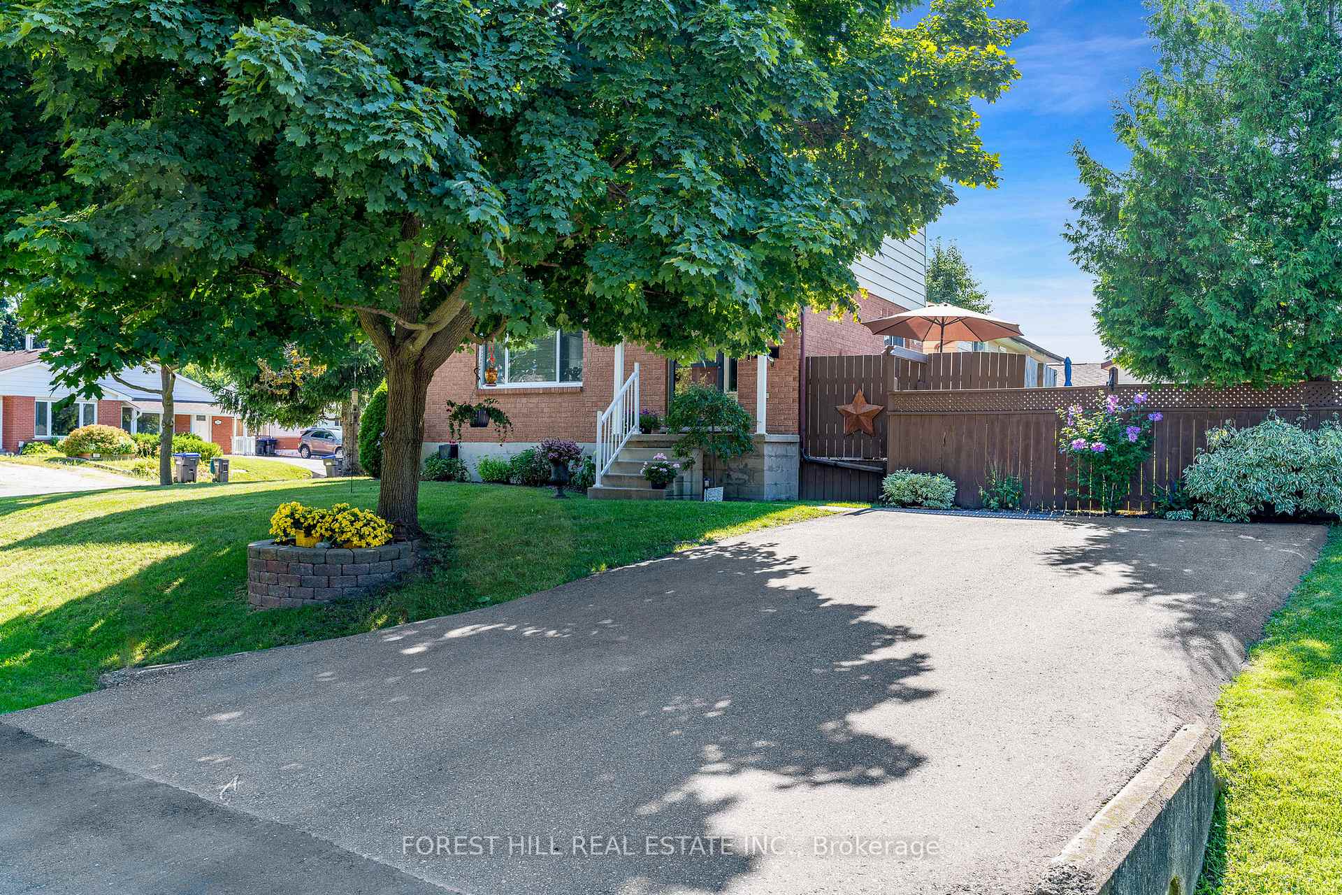 Front of 10 Leslie Drive