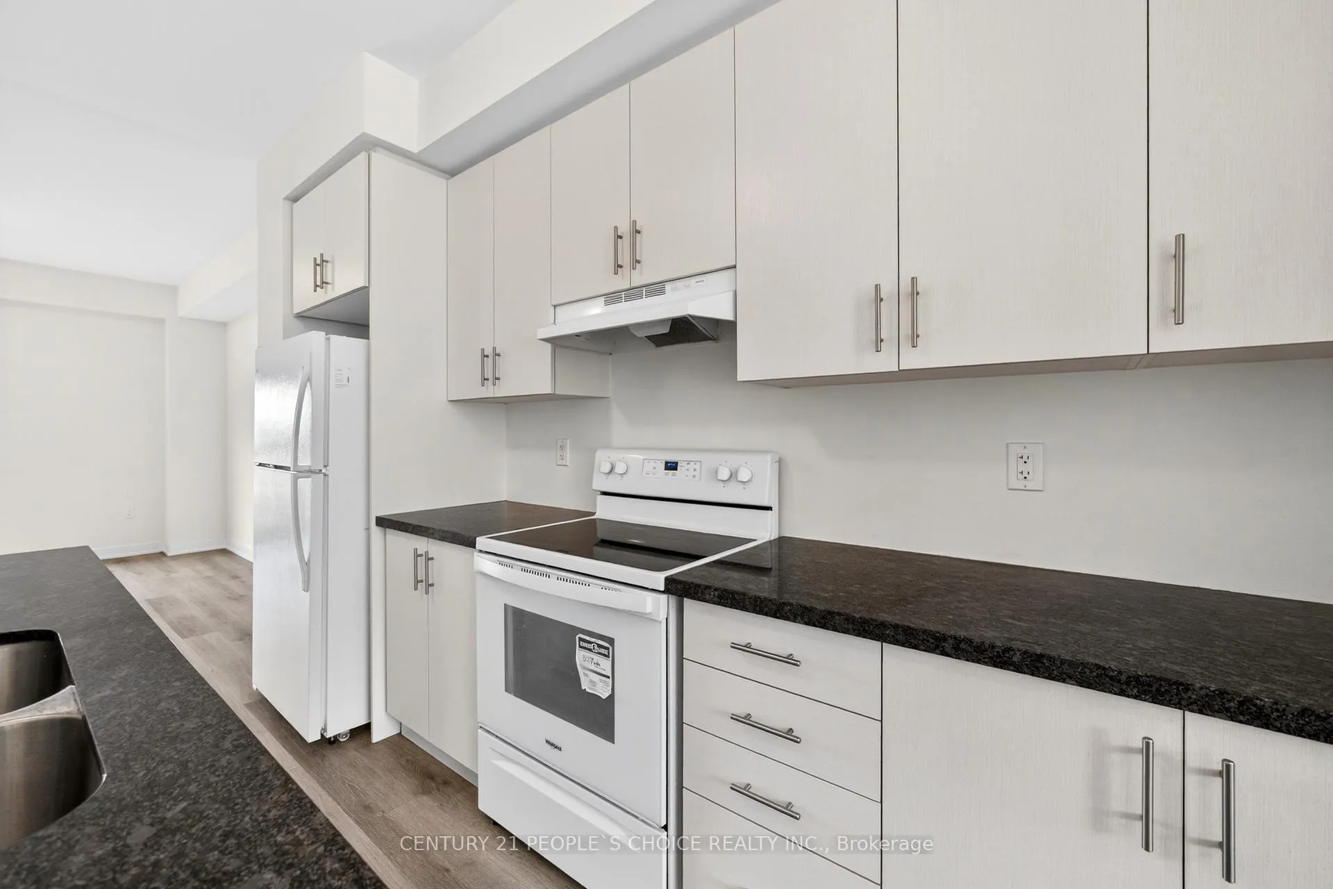 Photo 11 of Unit 21, 527 Shaver Road, Hamilton, Ancaster — HOMEH