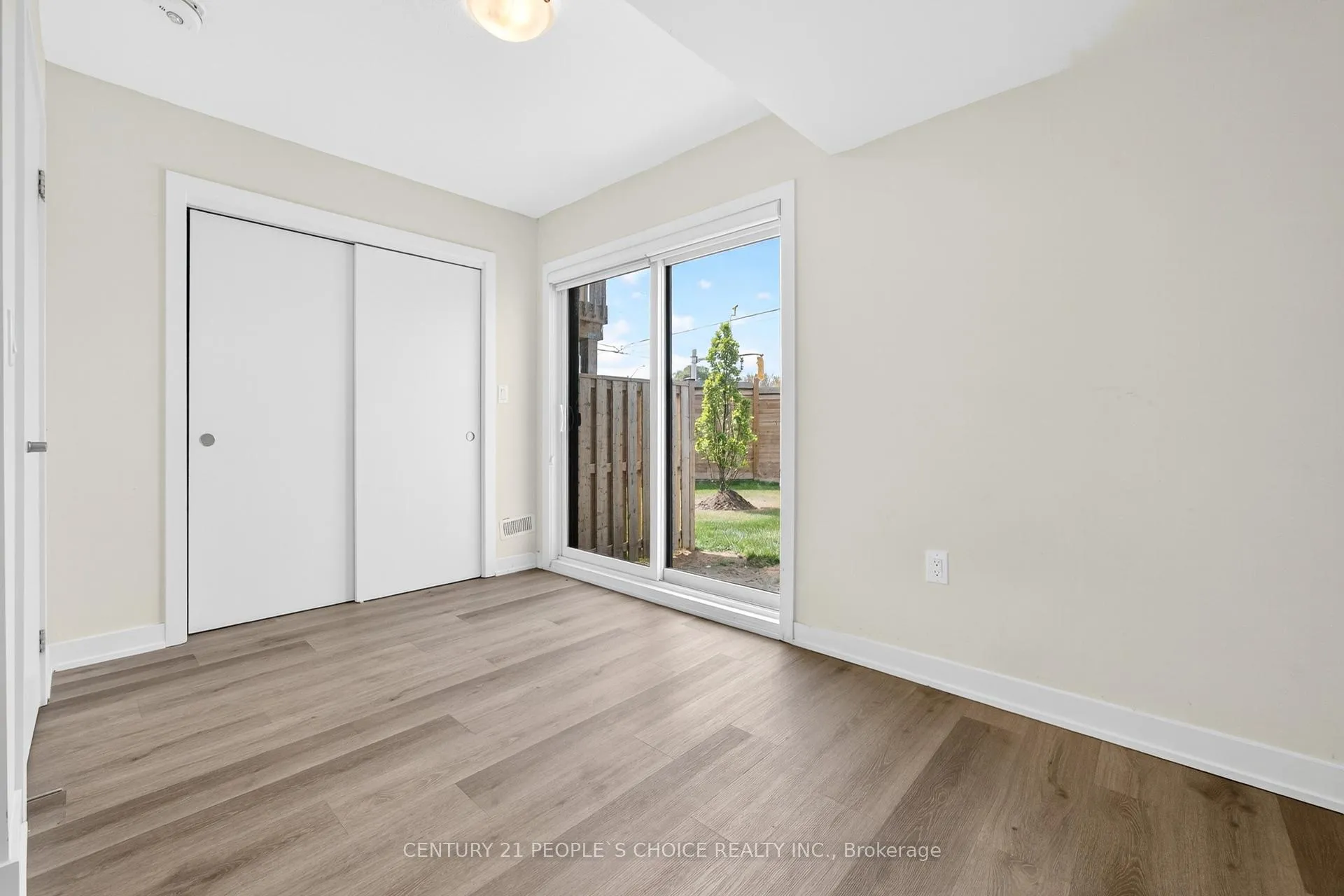 Photo 38 of Unit 21, 527 Shaver Road, Hamilton, Ancaster — HOMEH