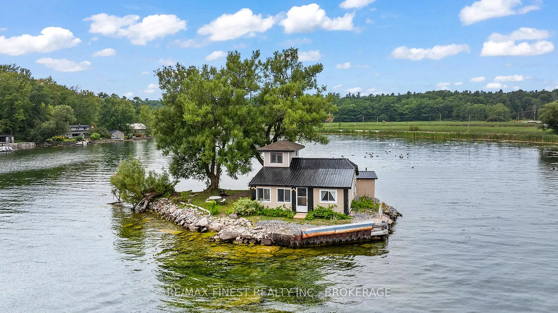Photo 2 of 1A Island Bateau, Kingston, Kingston East (incl CFB Kingston) — HOMEH