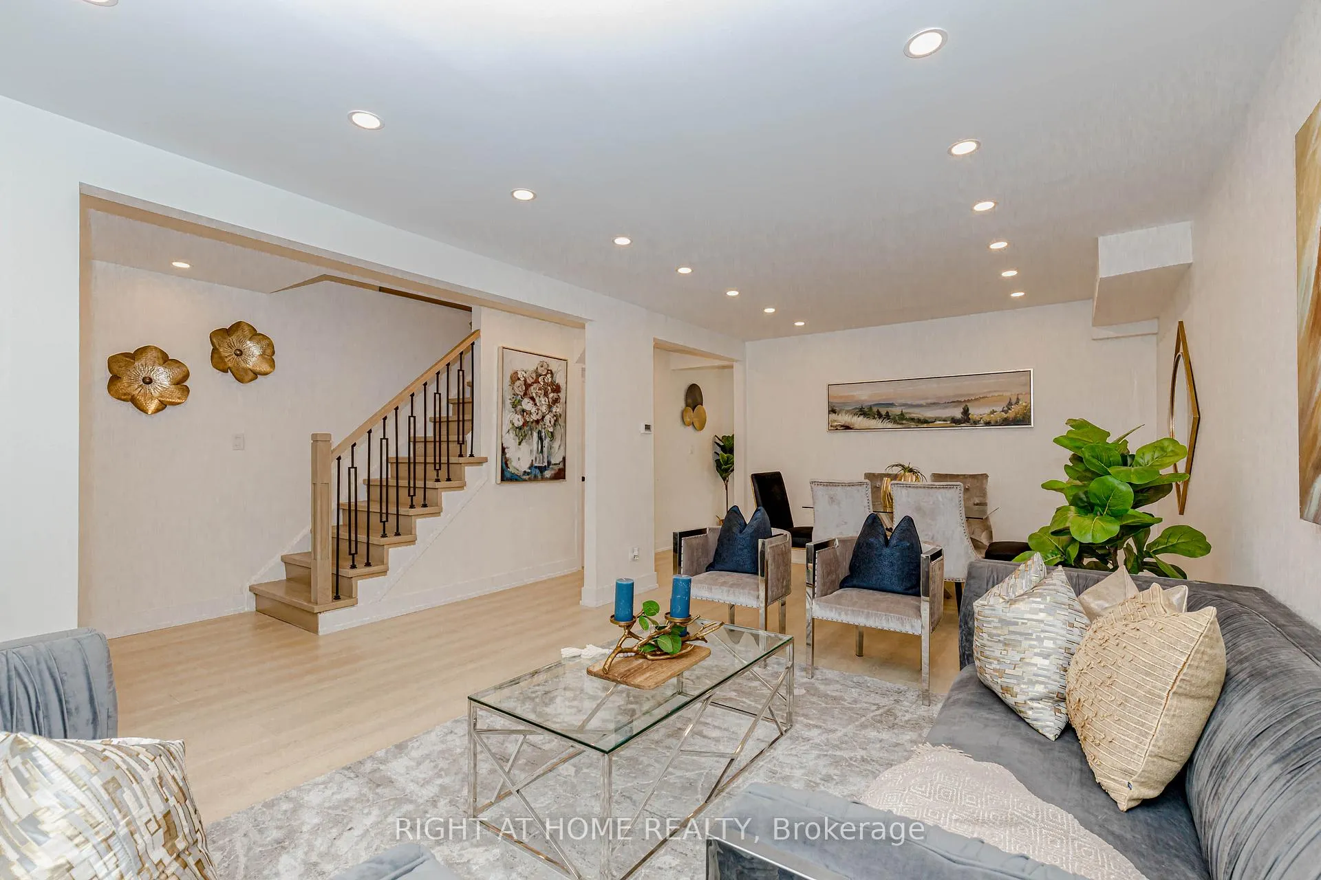 Photo 13 of 179 Archdekin Drive, Brampton, Madoc — HOMEH