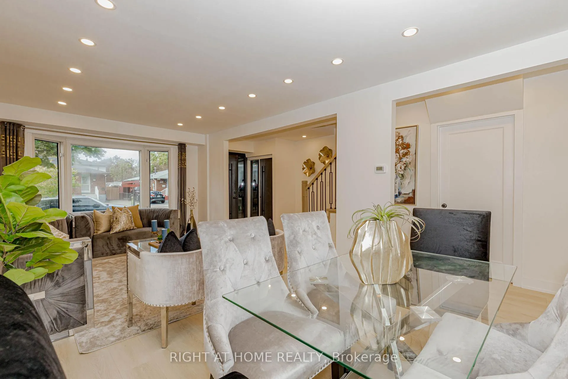 Photo 18 of 179 Archdekin Drive, Brampton, Madoc — HOMEH