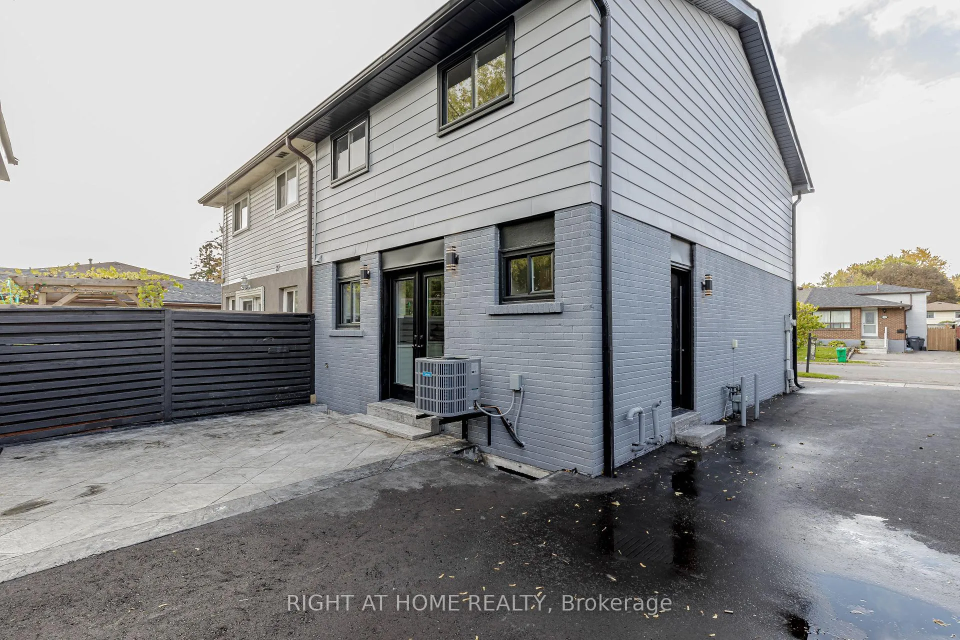 Photo 46 of 179 Archdekin Drive, Brampton, Madoc — HOMEH