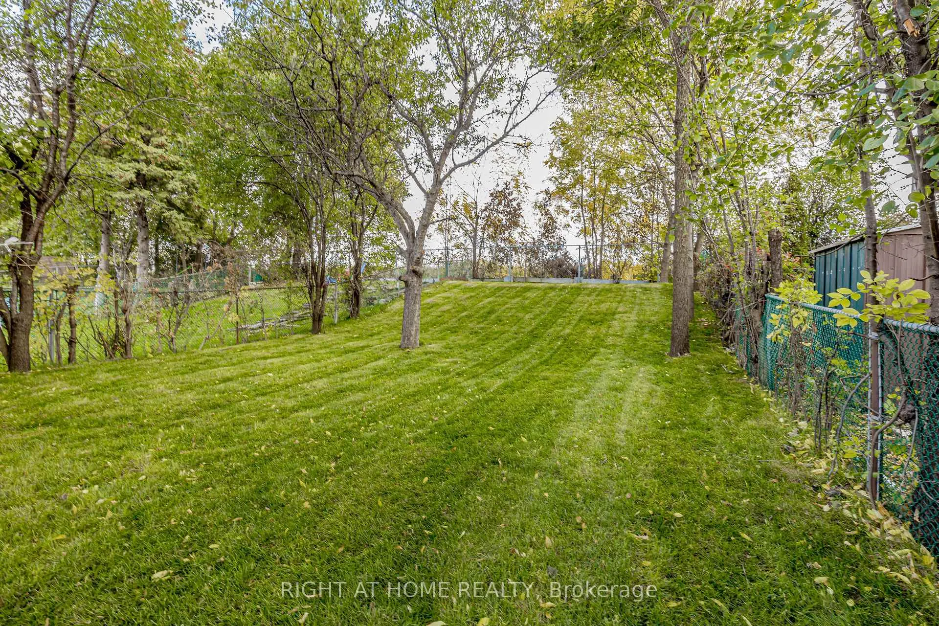 Photo 48 of 179 Archdekin Drive, Brampton, Madoc — HOMEH
