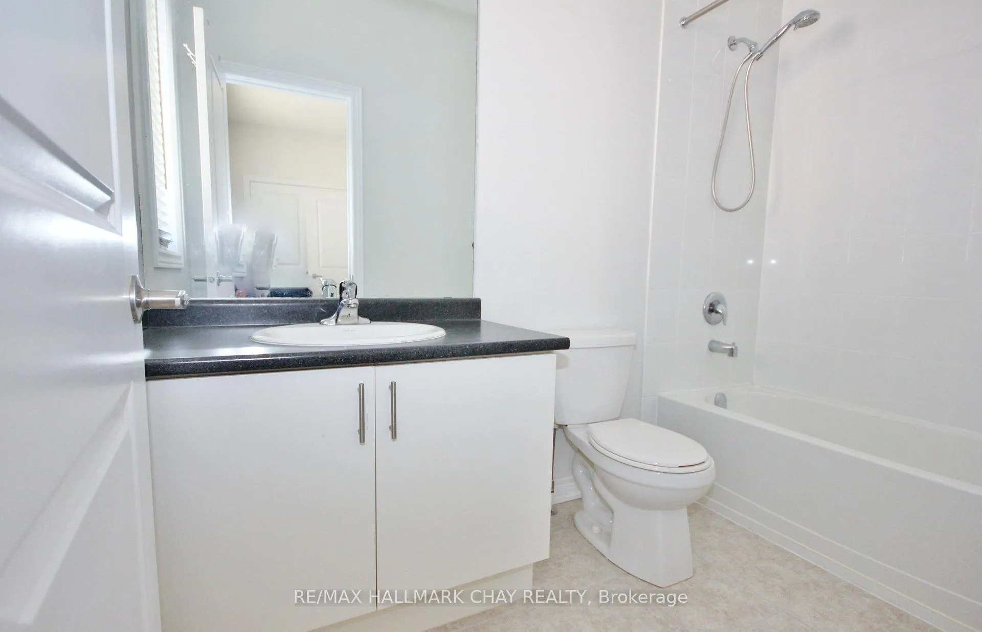 Photo 13 of 1509 Angus Street, Innisfil, Rural Innisfil — HOMEH