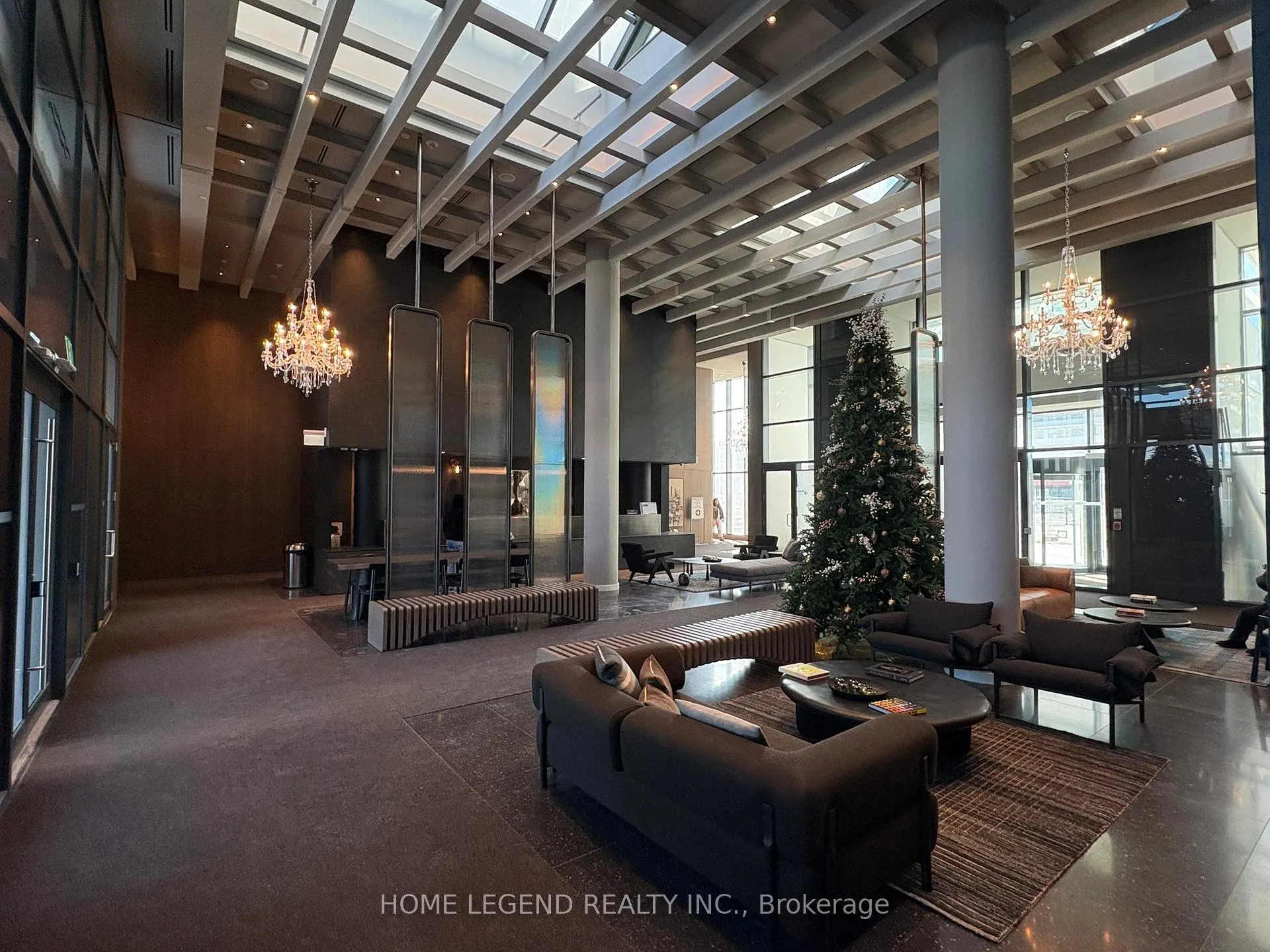 Photo 3 of Unit 4603, 8 Interchange Way, Vaughan, Vaughan Corporate Centre — HOMEH