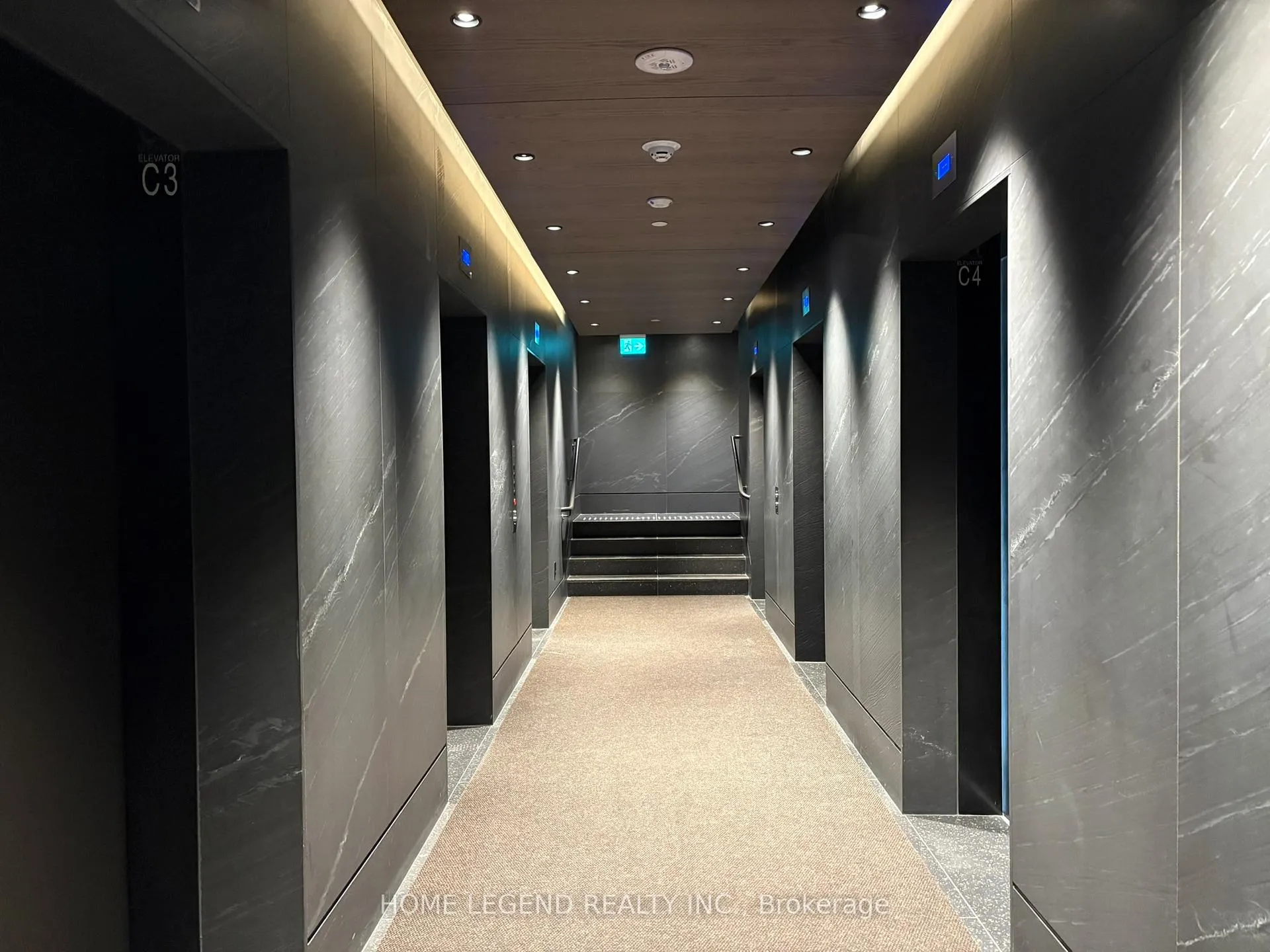 Photo 5 of Unit 4603, 8 Interchange Way, Vaughan, Vaughan Corporate Centre — HOMEH
