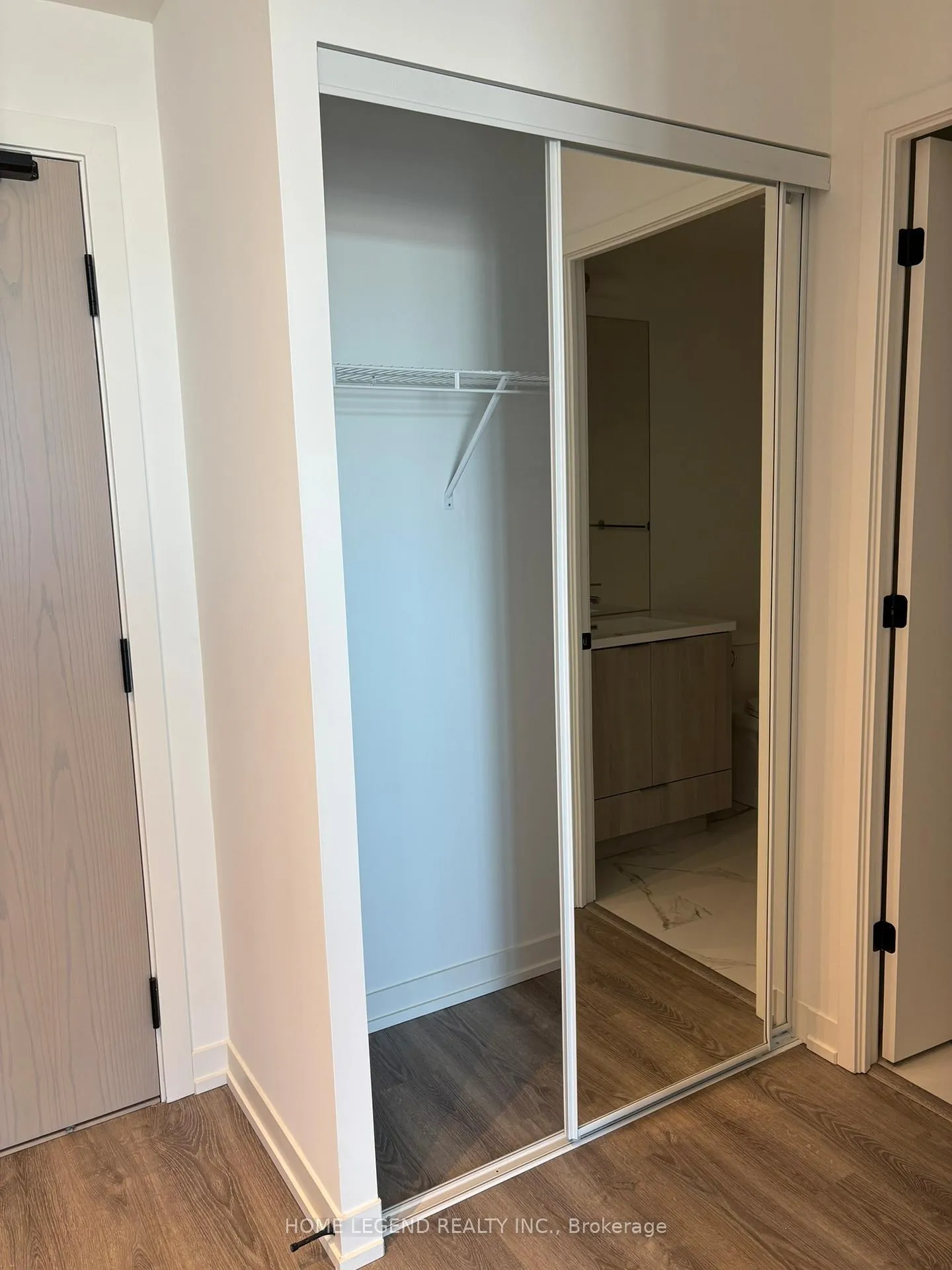 Photo 12 of Unit 4603, 8 Interchange Way, Vaughan, Vaughan Corporate Centre — HOMEH