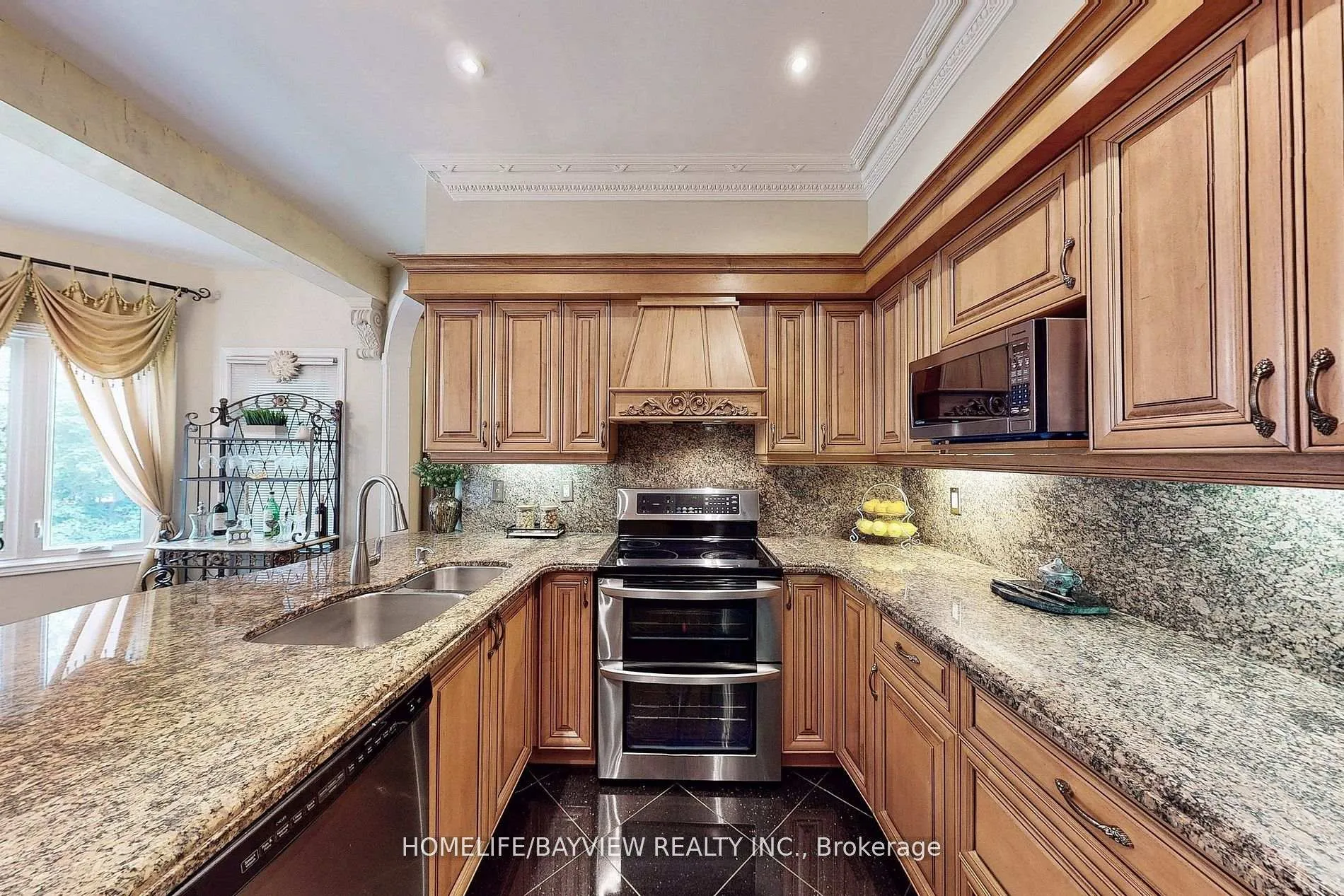 Photo 20 of 5 Rose Green Drive, Vaughan, Uplands — HOMEH