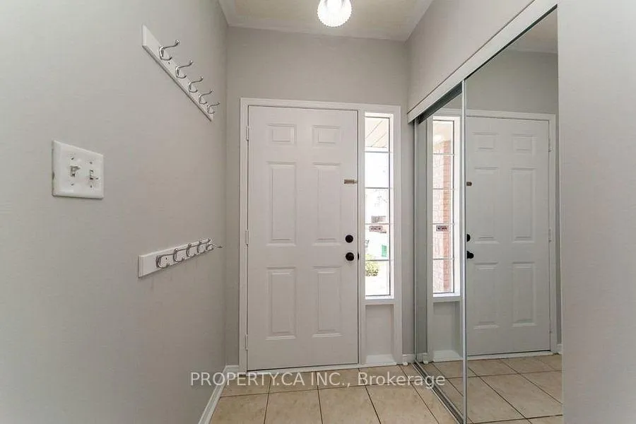 Photo 2 of 37 Lonestar Crescent, Brampton, Fletcher's Meadow — HOMEH
