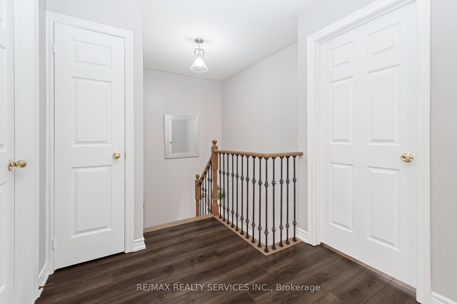 Photo 18 of 8 Ridgemore Crescent, Brampton, Fletcher's Meadow — HOMEH