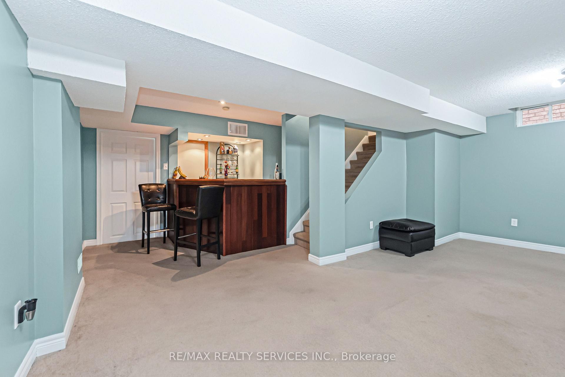 Photo 31 of 8 Ridgemore Crescent, Brampton, Fletcher's Meadow — HOMEH
