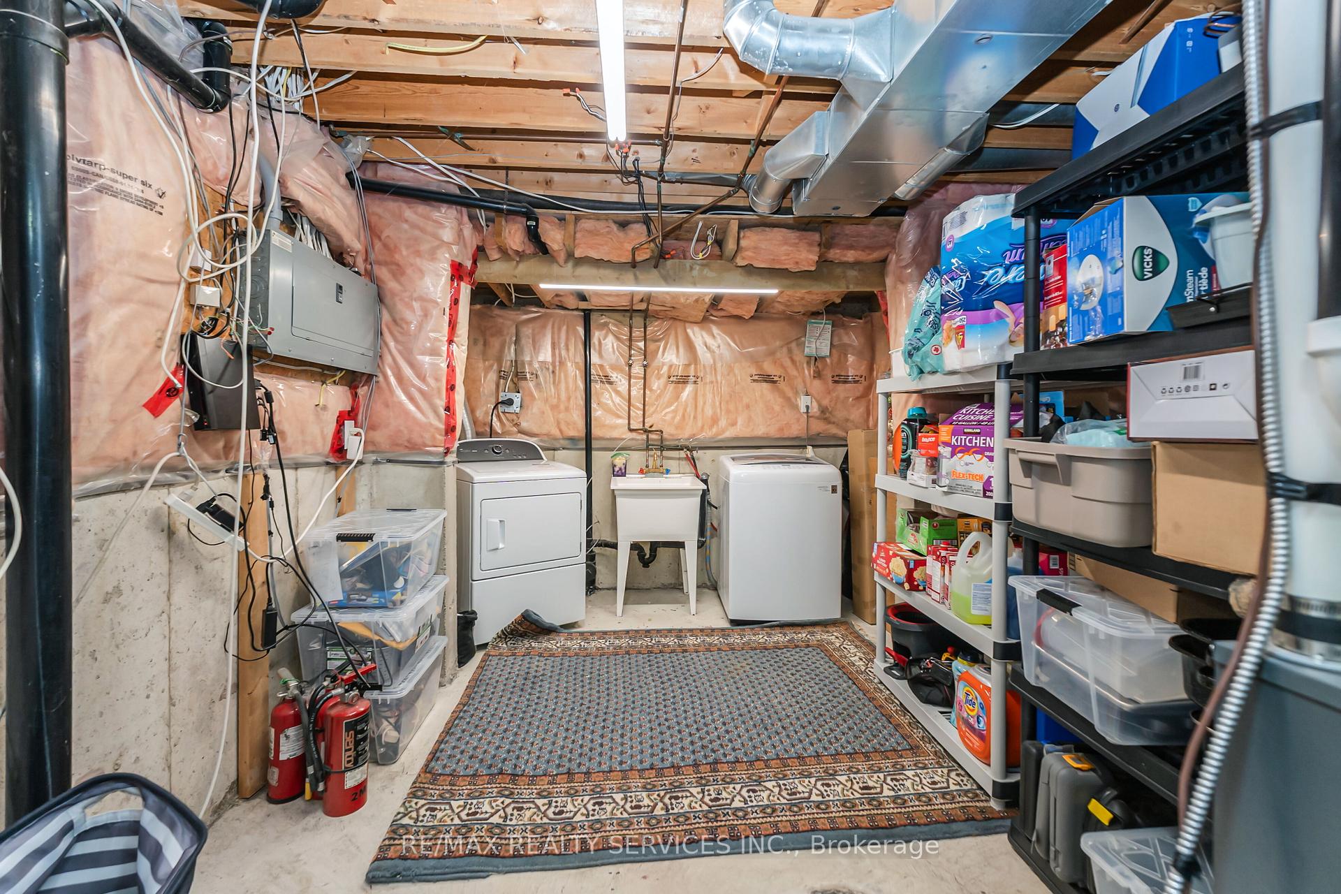 Photo 38 of 8 Ridgemore Crescent, Brampton, Fletcher's Meadow — HOMEH