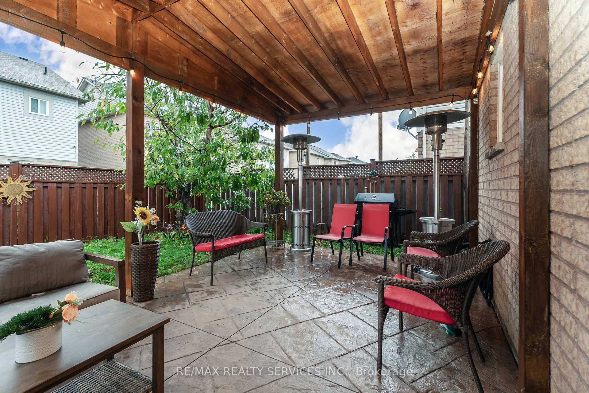 Photo 42 of 8 Ridgemore Crescent, Brampton, Fletcher's Meadow — HOMEH