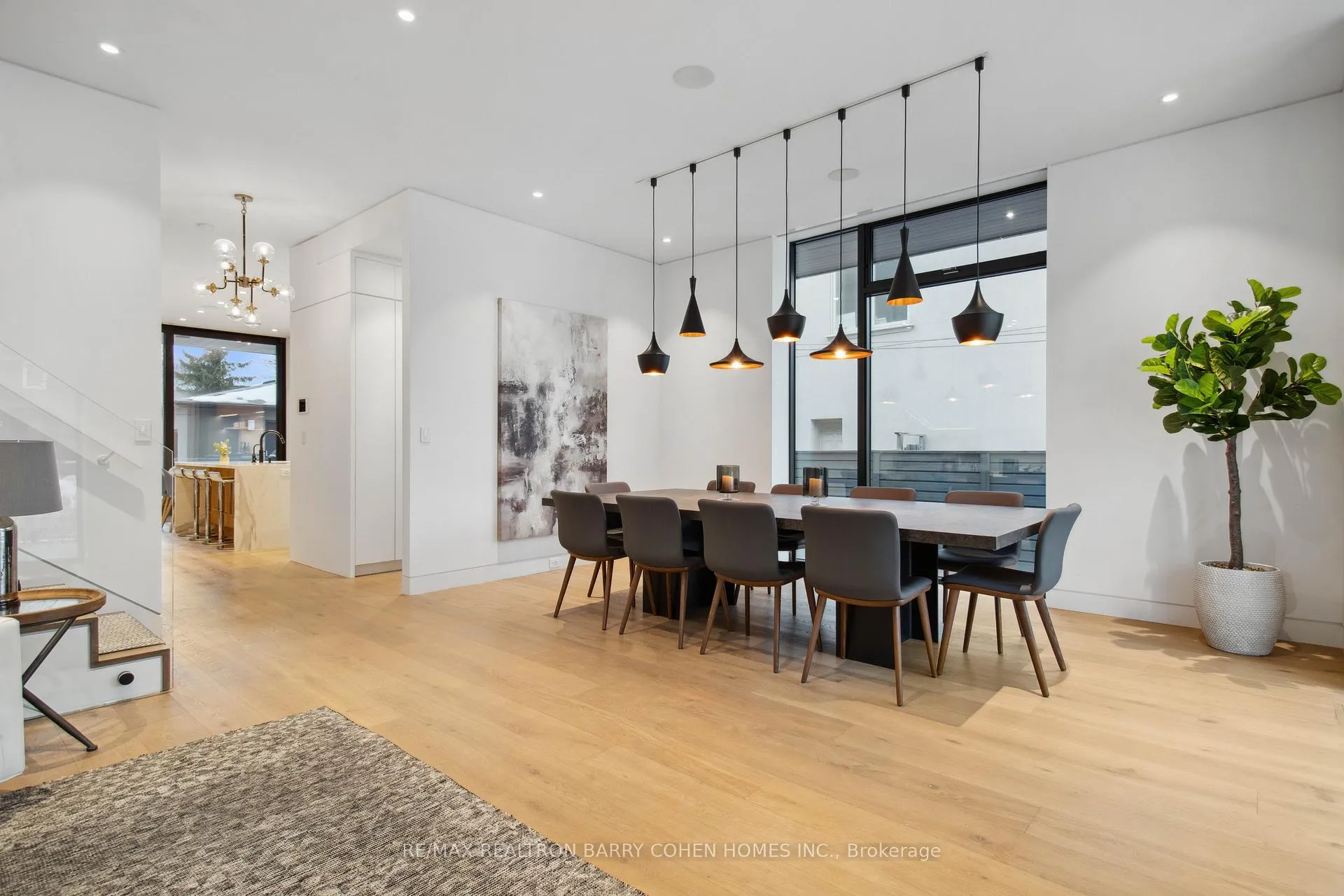 Photo 6 of 84 Brookview Drive, Toronto, Englemount-Lawrence — HOMEH