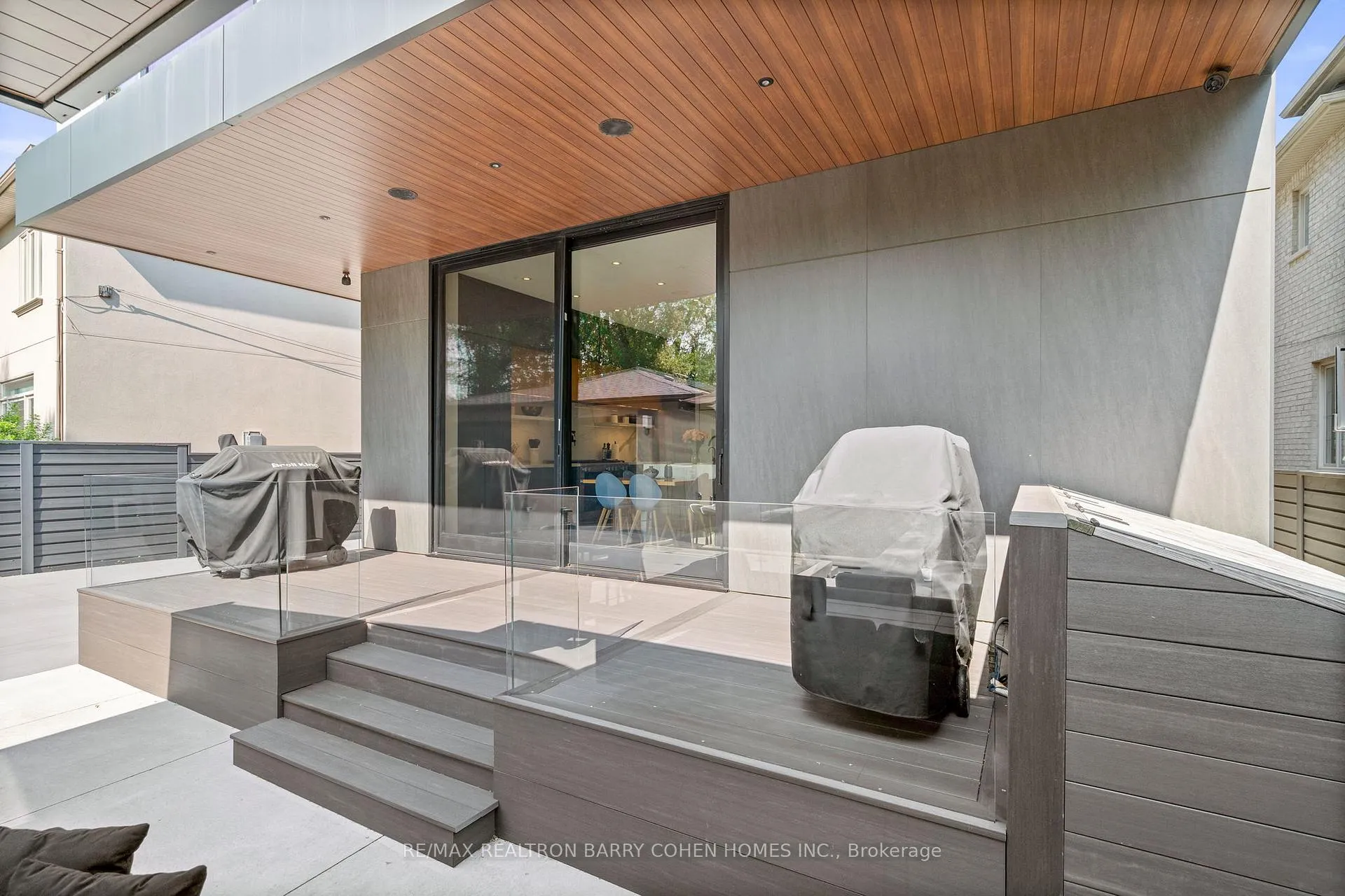 Photo 36 of 84 Brookview Drive, Toronto, Englemount-Lawrence — HOMEH