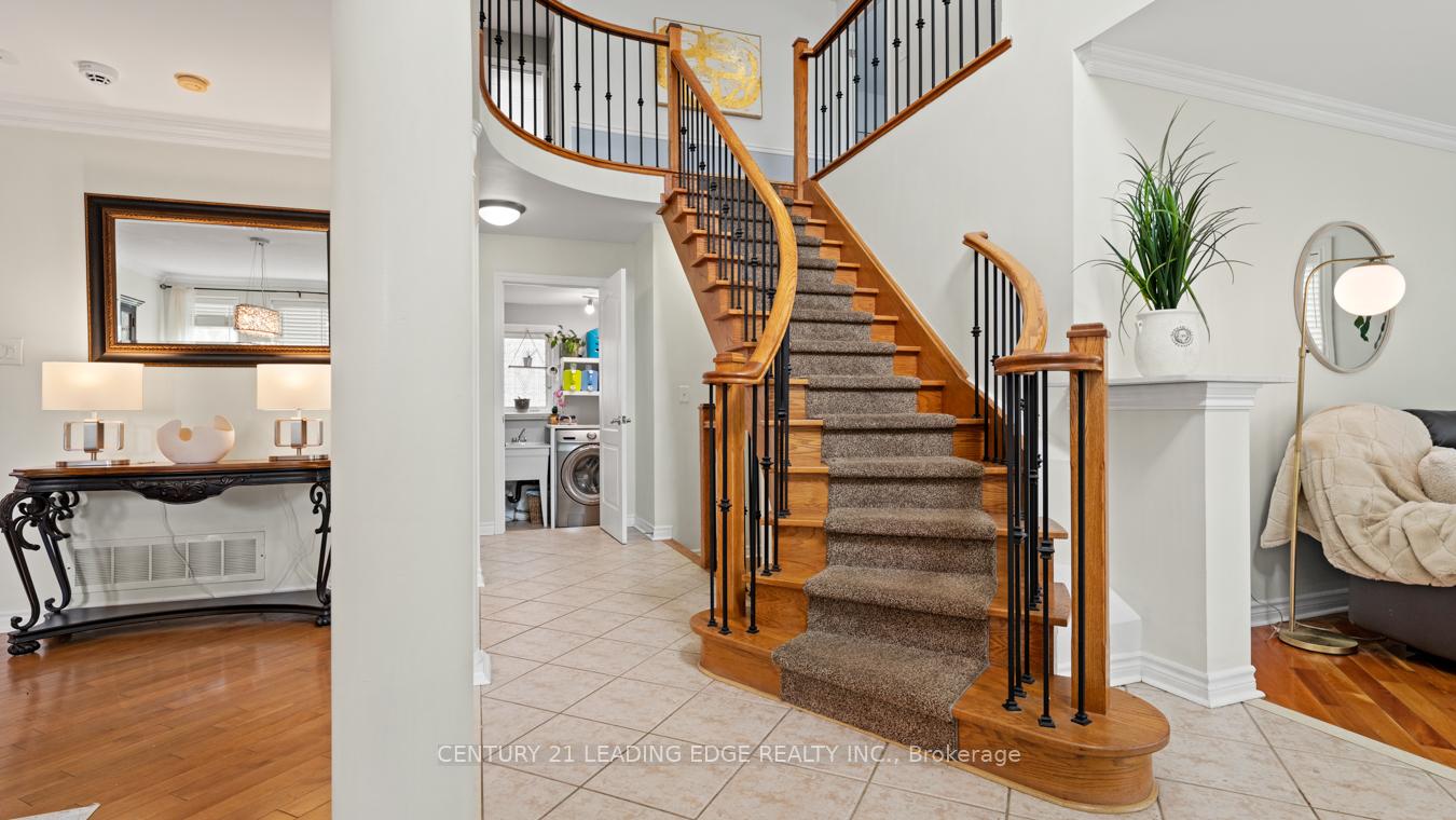 Photo 6 of 1 Woolner Lane, Clarington, Bowmanville — HOMEH