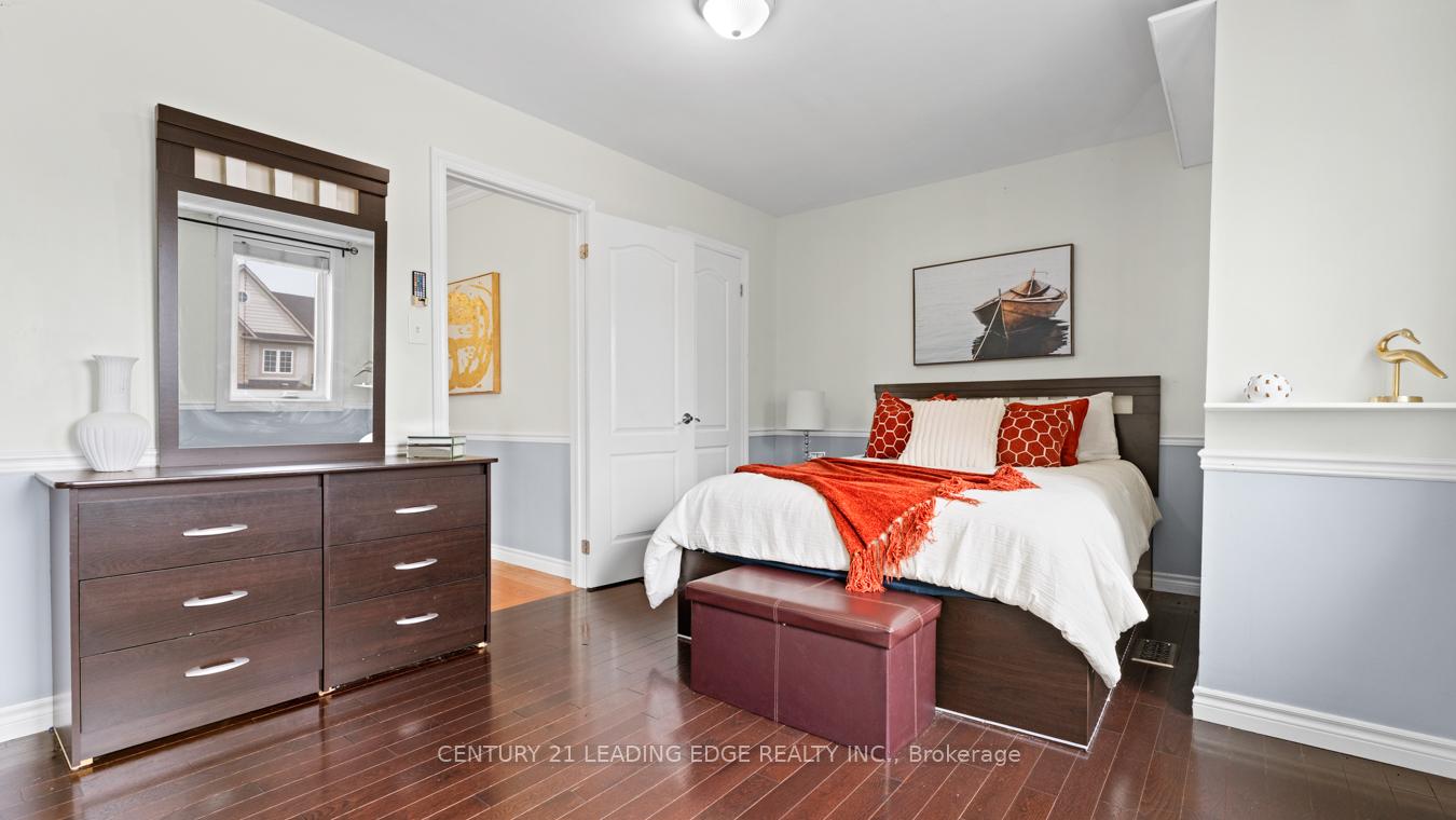 Photo 28 of 1 Woolner Lane, Clarington, Bowmanville — HOMEH