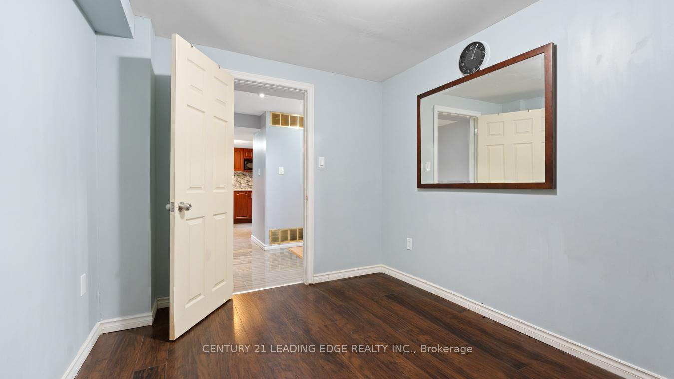 Photo 41 of 1 Woolner Lane, Clarington, Bowmanville — HOMEH