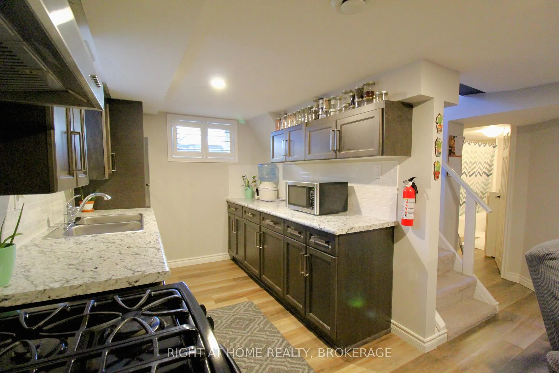 Photo 27 of 7 Cedardale Avenue, St. Catharines, Secord Woods — HOMEH