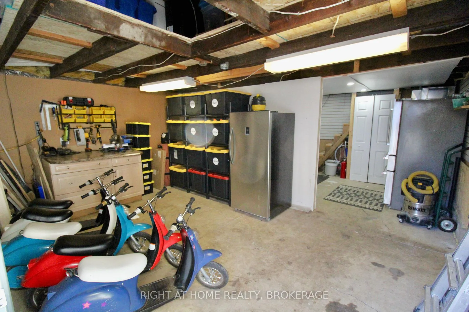 Photo 34 of 7 Cedardale Avenue, St. Catharines, Secord Woods — HOMEH