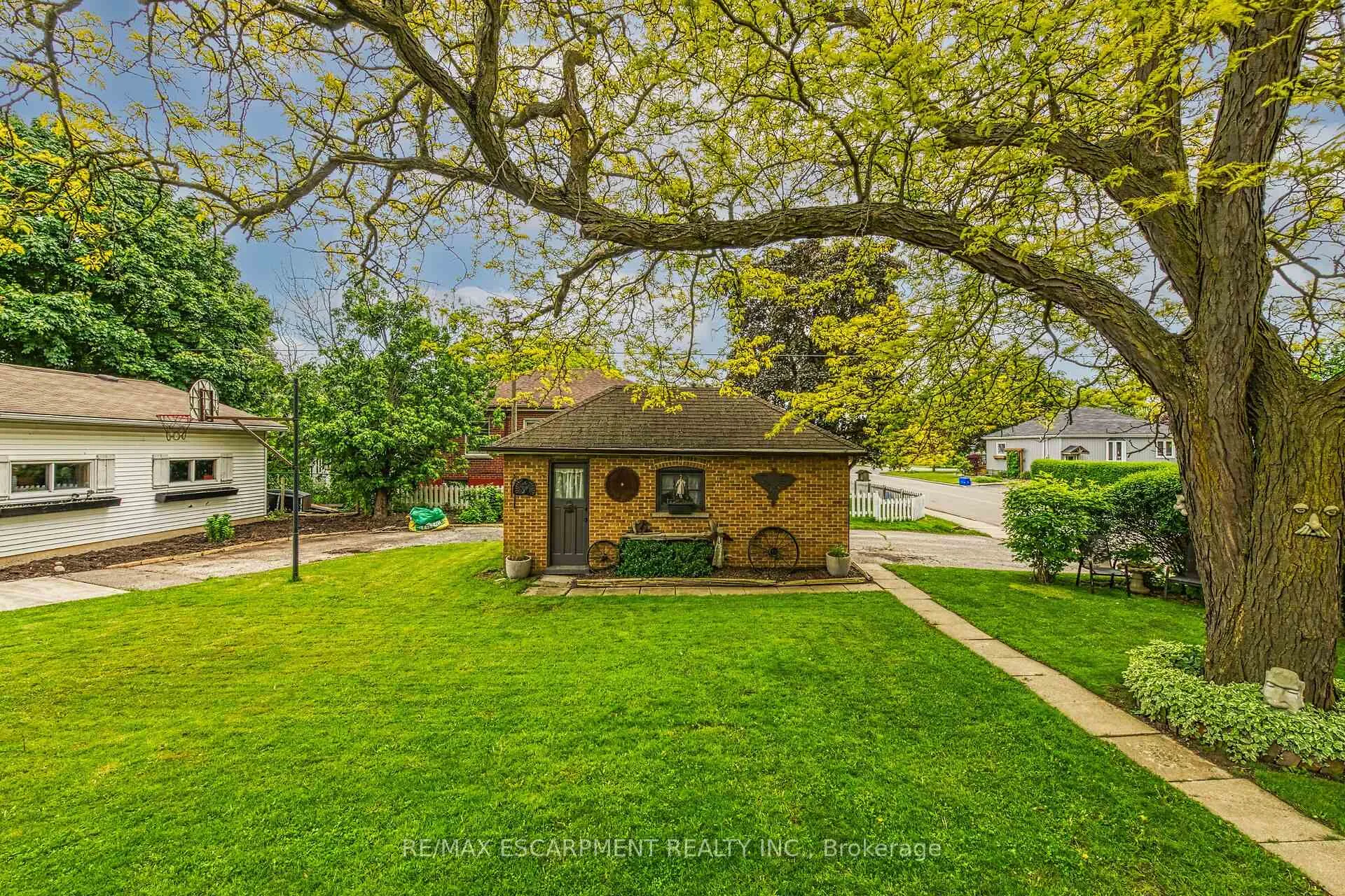 Photo 48 of 14 Sherring Street N, Haldimand — HOMEH