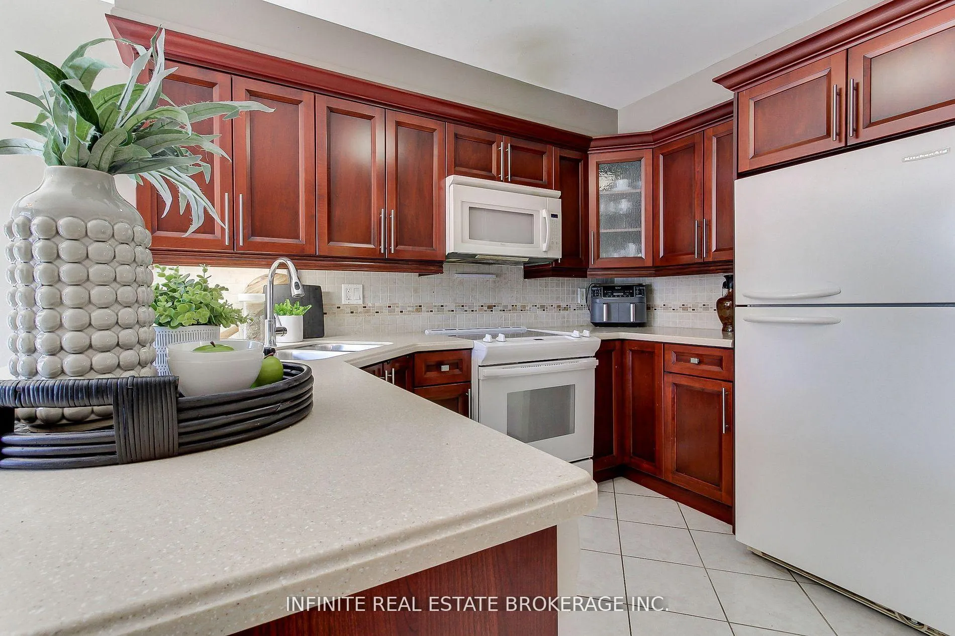 Photo 8 of 70 sable Crescent, Whitby, Rolling Acres — HOMEH