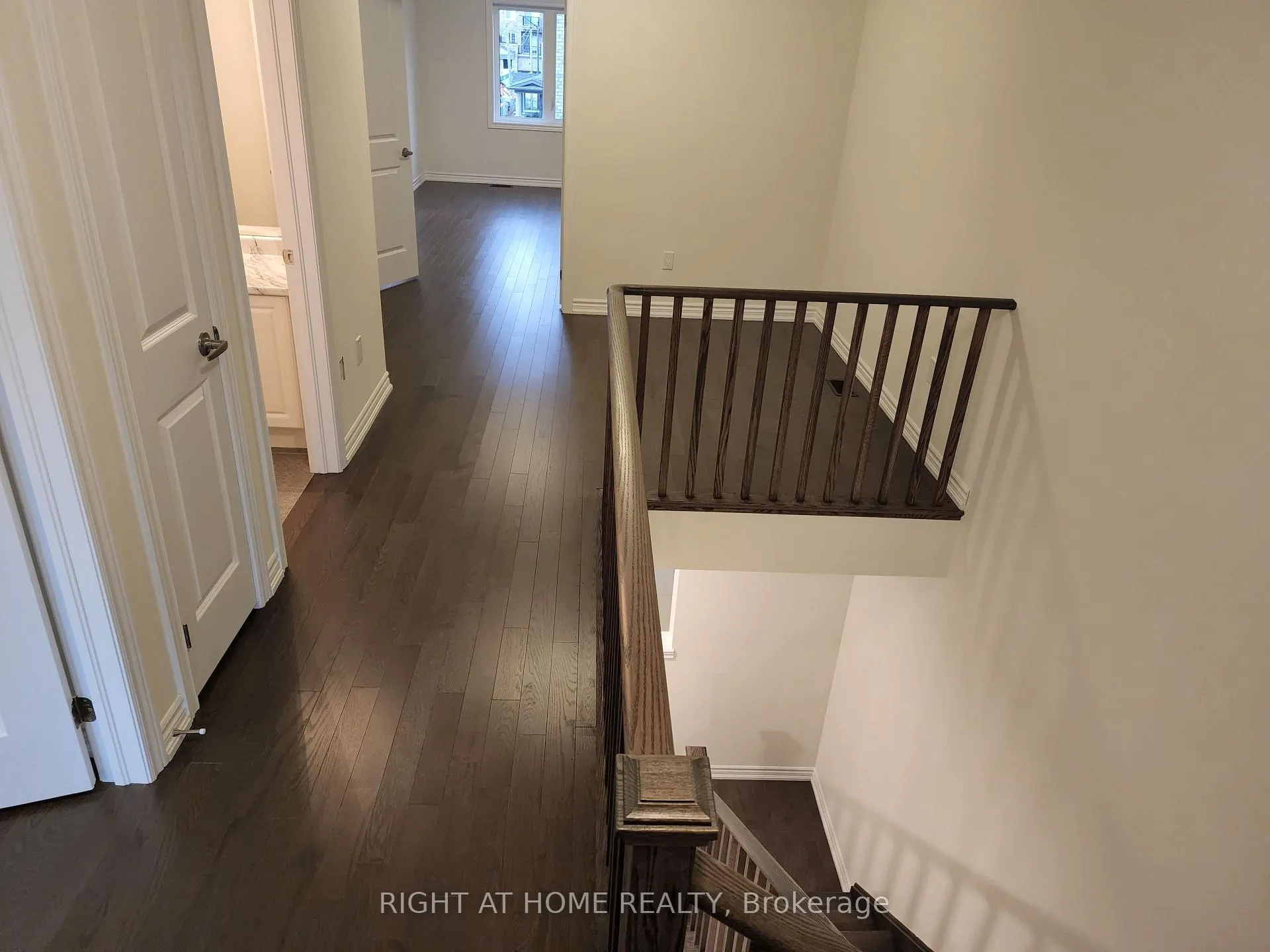 Photo 7 of 21 Coho Drive N, Whitby, Lynde Creek — HOMEH