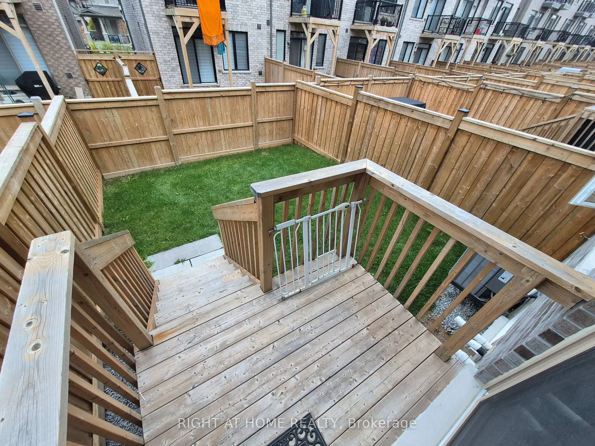 Photo 14 of 21 Coho Drive N, Whitby, Lynde Creek — HOMEH