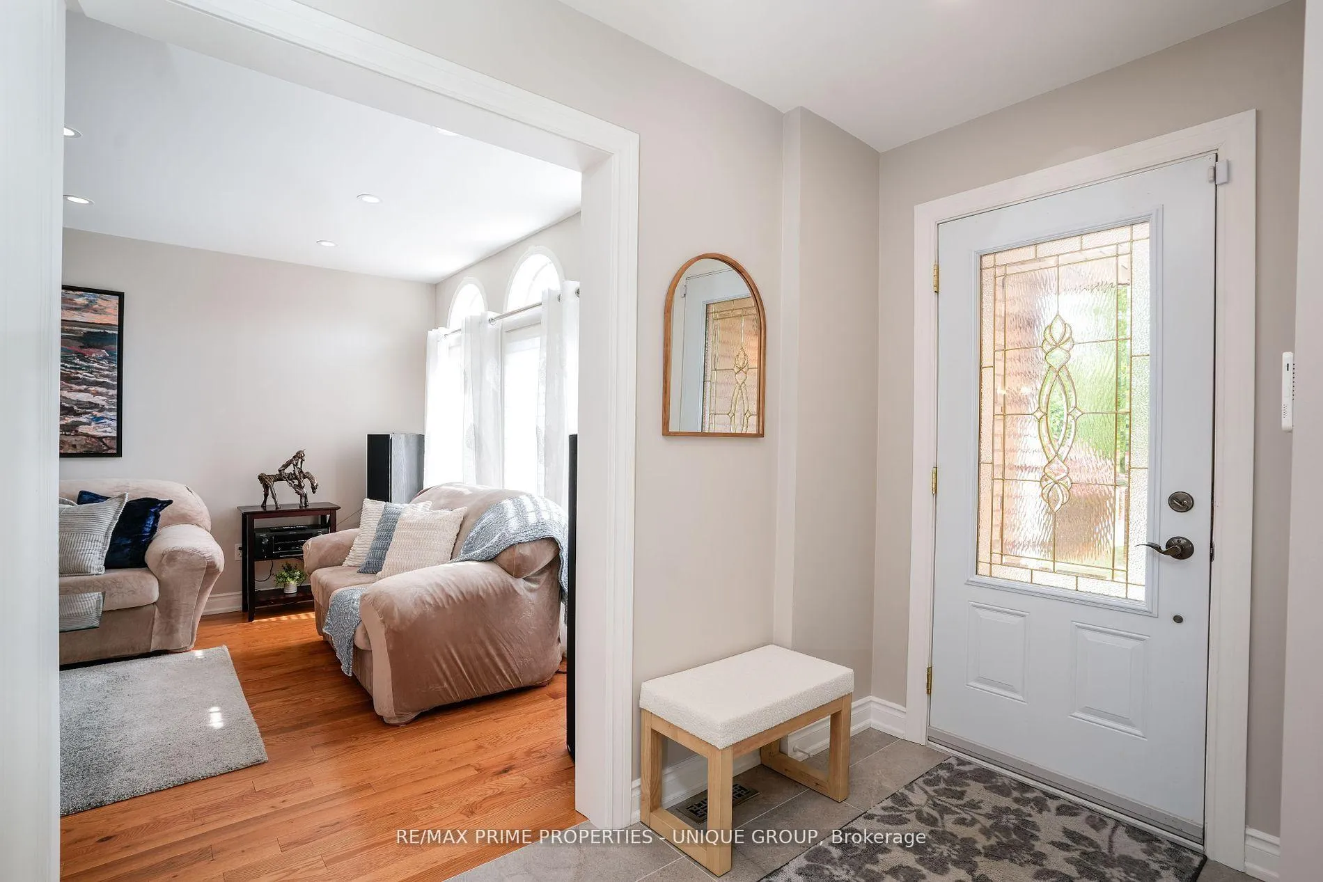 Photo 6 of 81 Deib Crescent, Markham, Milliken Mills East — HOMEH